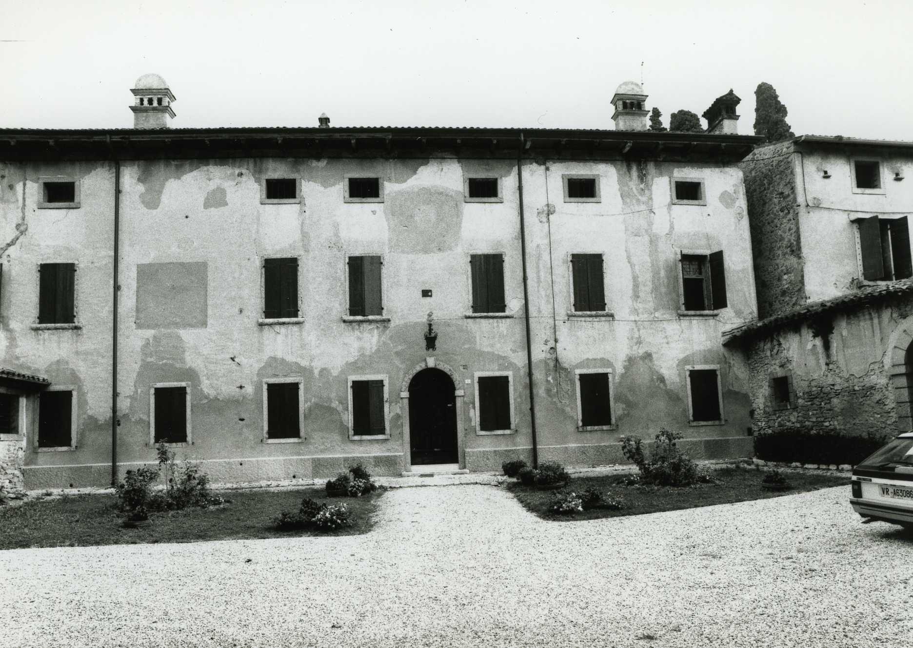 Villa Bevilacqua Lazise (villa, nobiliare) - Grezzana (VR)  (XVIII, inizio)