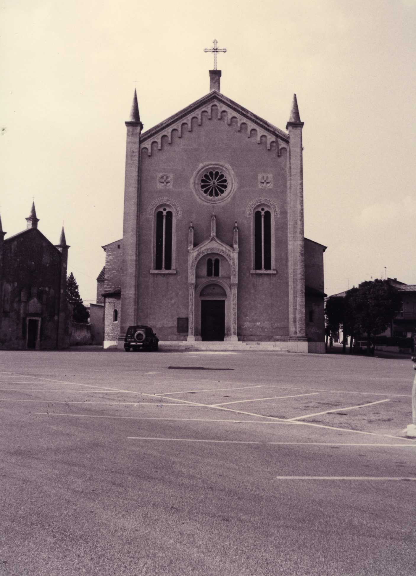 Chiesa di S. Zeno (chiesa, parrocchiale) - Illasi (VR)  (XIX, Seconda metà)