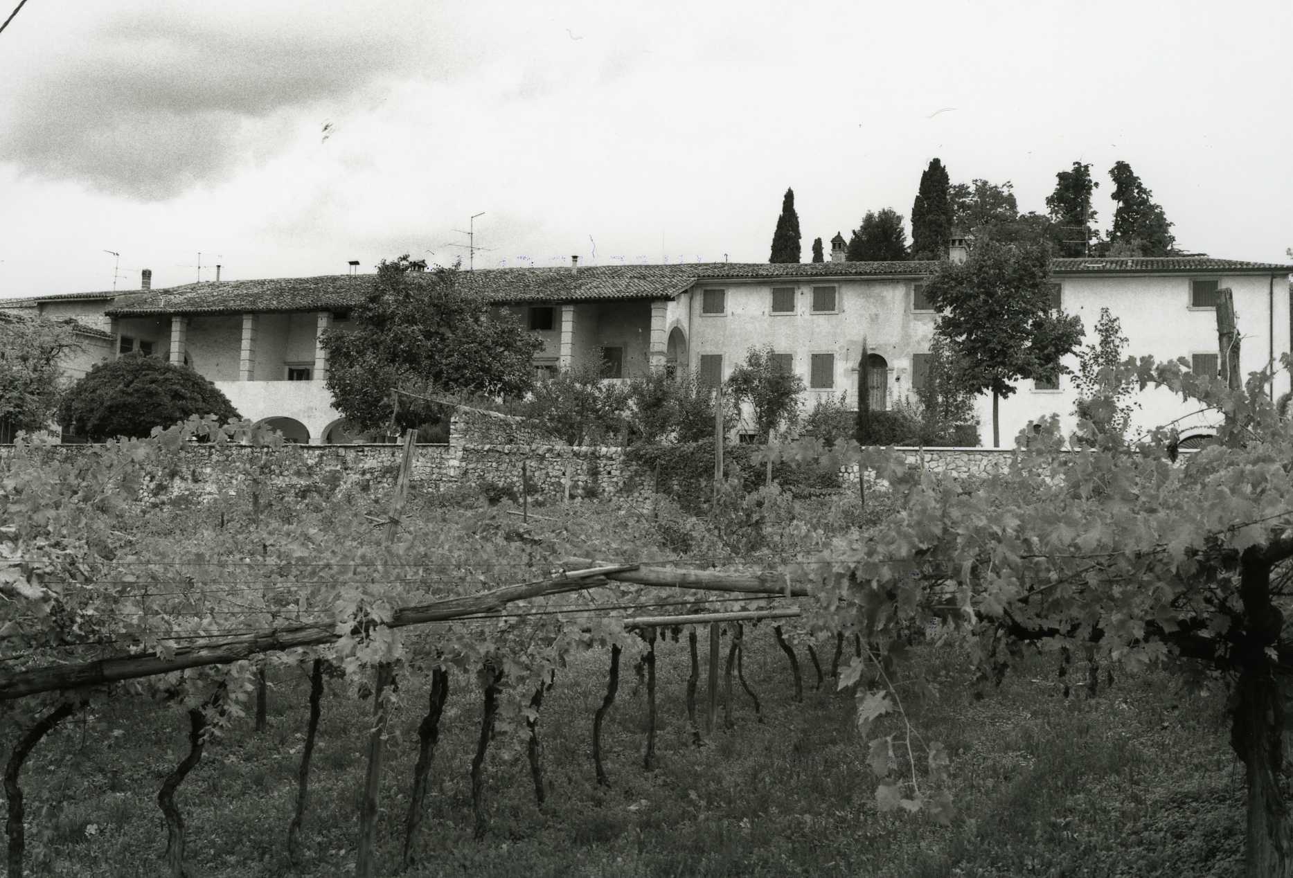 Villa Soardi (villa, padronale) - Marano di Valpolicella (VR)  (XVI, fine)