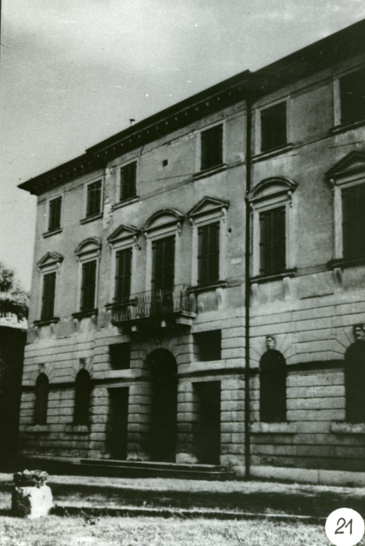 Villa Graziani (villa, padronale) - Marano di Valpolicella (VR)  (XVIII)