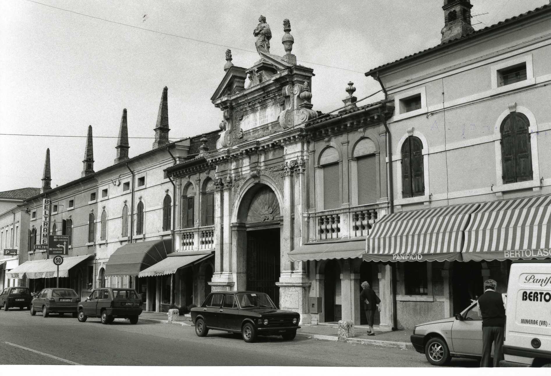 Palazzo Bighignato (palazzo, nobiliare) - Minerbe (VR)  (XVIII)