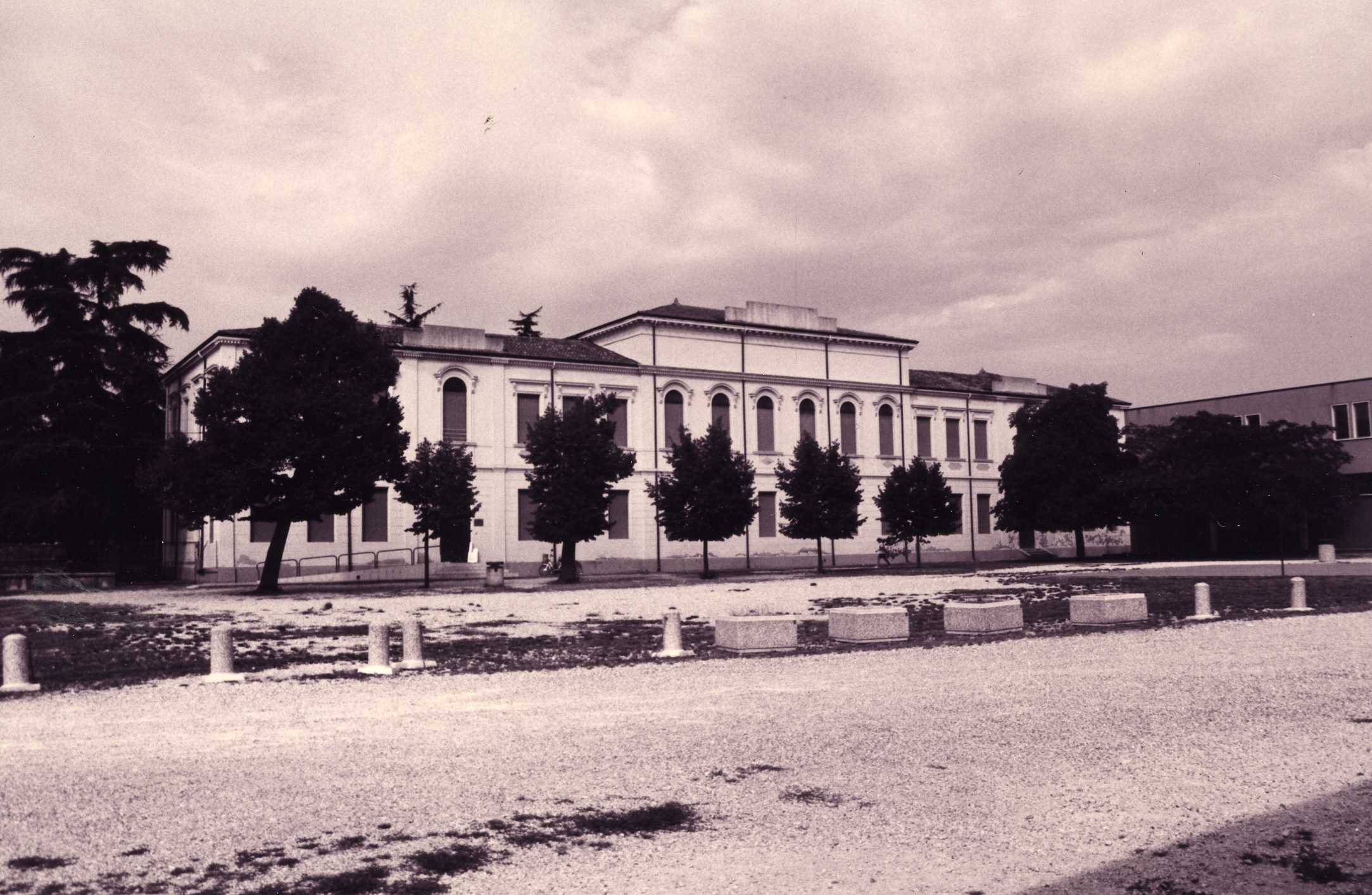 scuola elementare diego valeri (scuola, pubblica) - Monteforte d'Alpone (VR)  (XX, primo quarto)