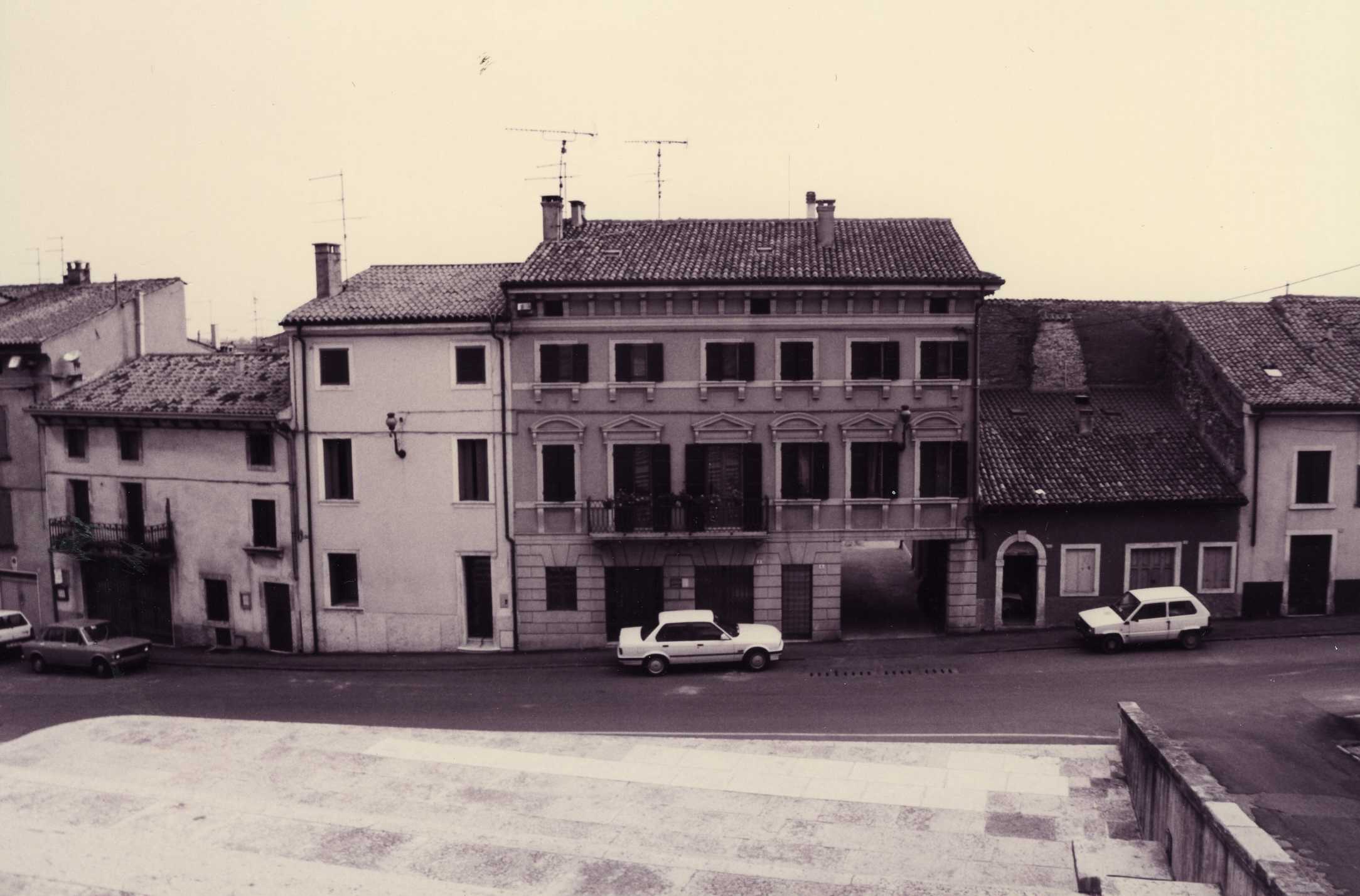 palazzo venturi (palazzo, nobiliare) - Monteforte d'Alpone (VR)  (XIX)