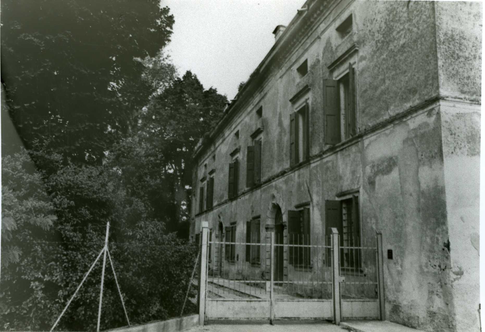 villa bellini carnesali (villa) - Vigasio (VR)  (XVIII)