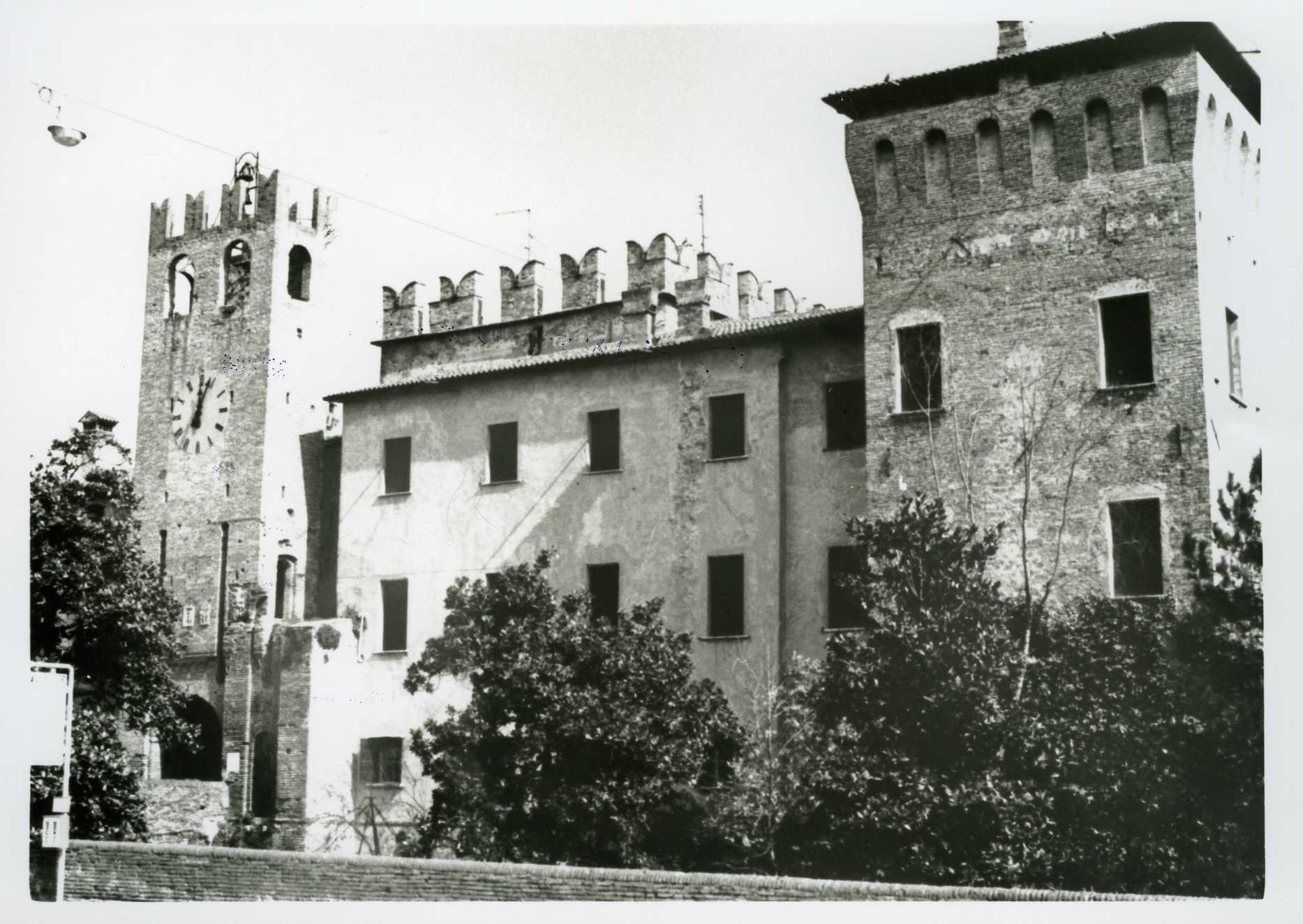 castello (castello) - Sanguinetto (VR)  (XIII, metà)