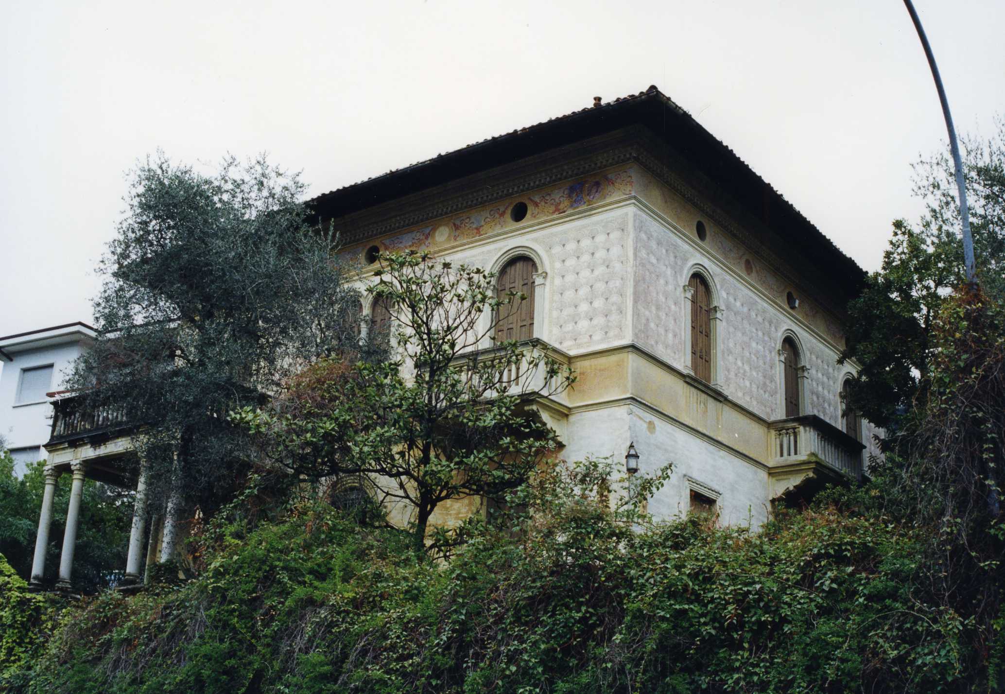 Villa Gelmi (Villa) - Malcesine (VR)  (XX, primo quarto)