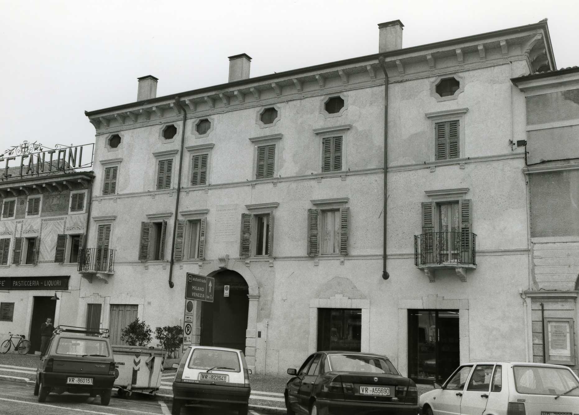 corte valesi (casale, padronale) - Villafranca di Verona (VR)  (XVIII, metà)