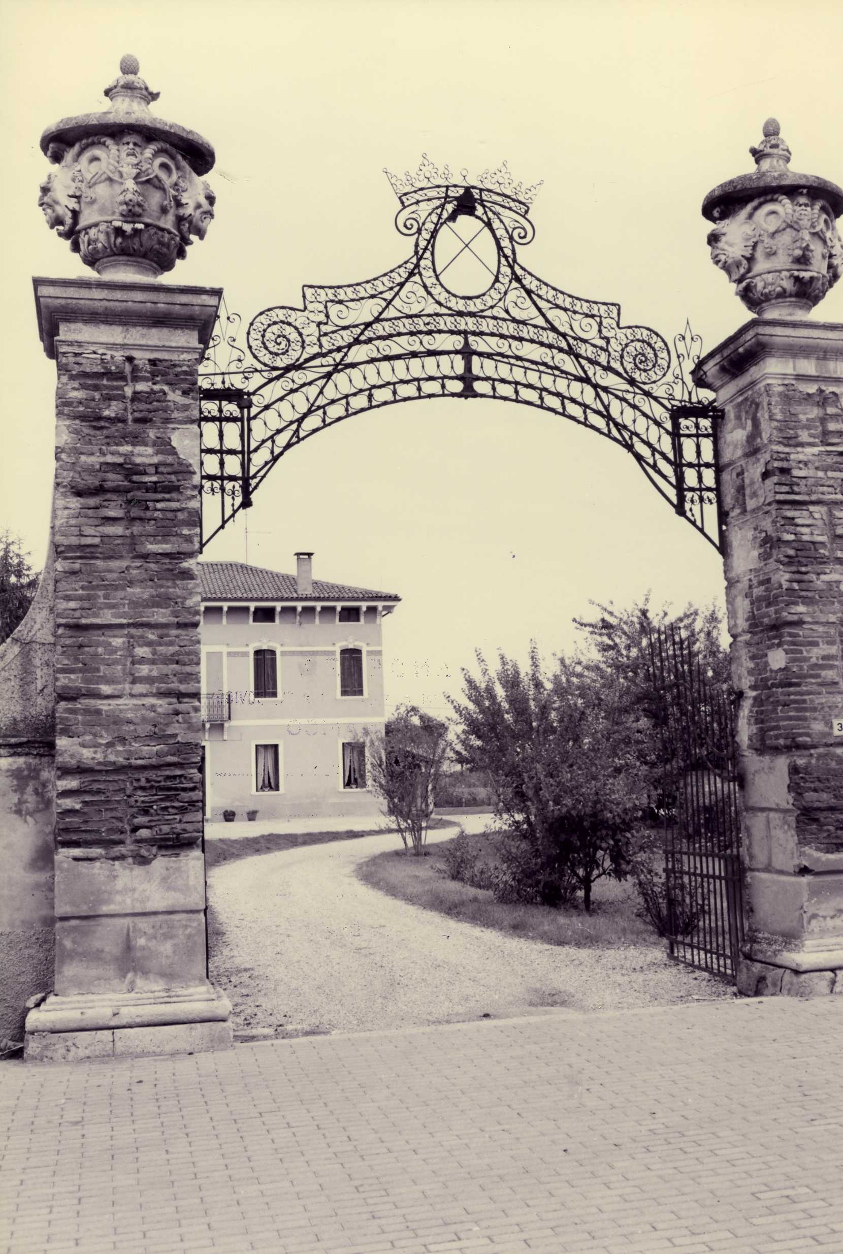 casa (casa, abitazione) - Zimella (VR)  (XVII, inizio)