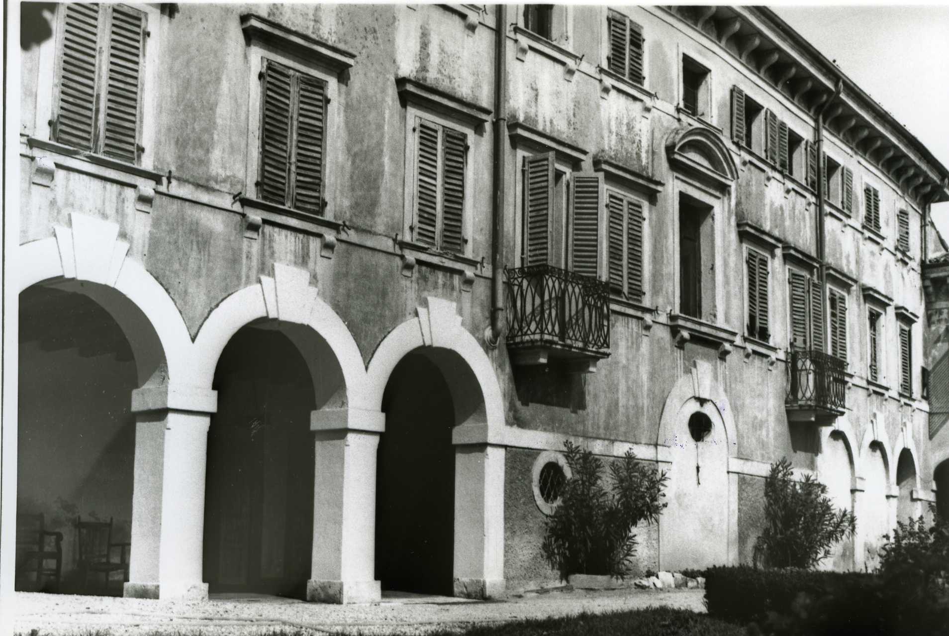 villa bellini carnesali (villa, nobiliare) - San Pietro in Cariano (VR)  (XVIII)