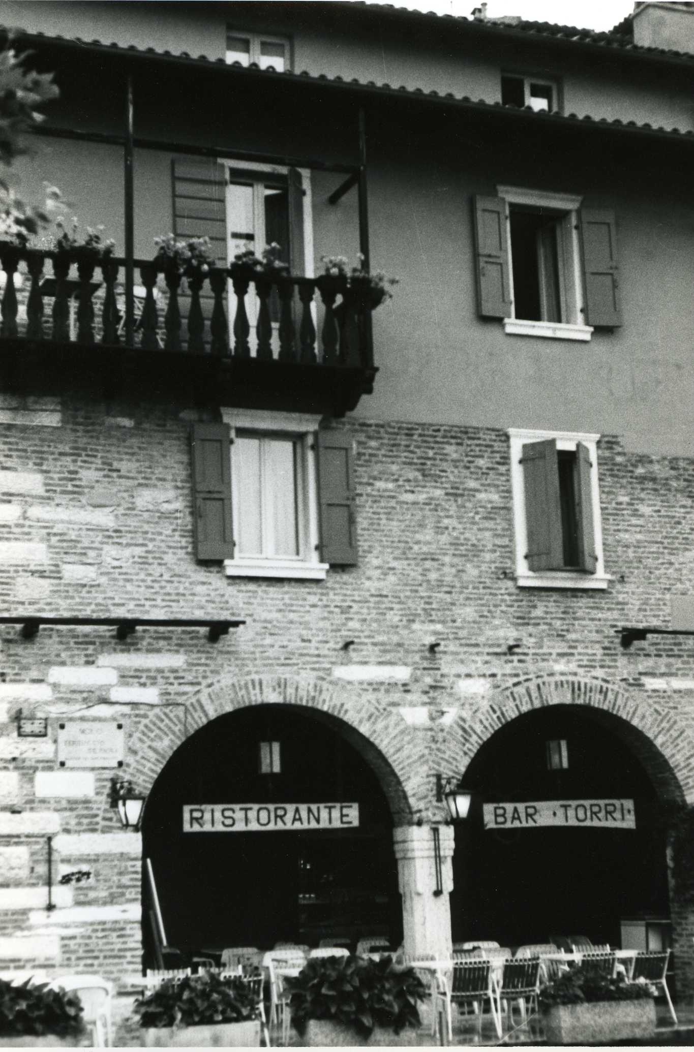 albergo gardesana (palazzo) - Torri del Benaco (VR)  (XV)