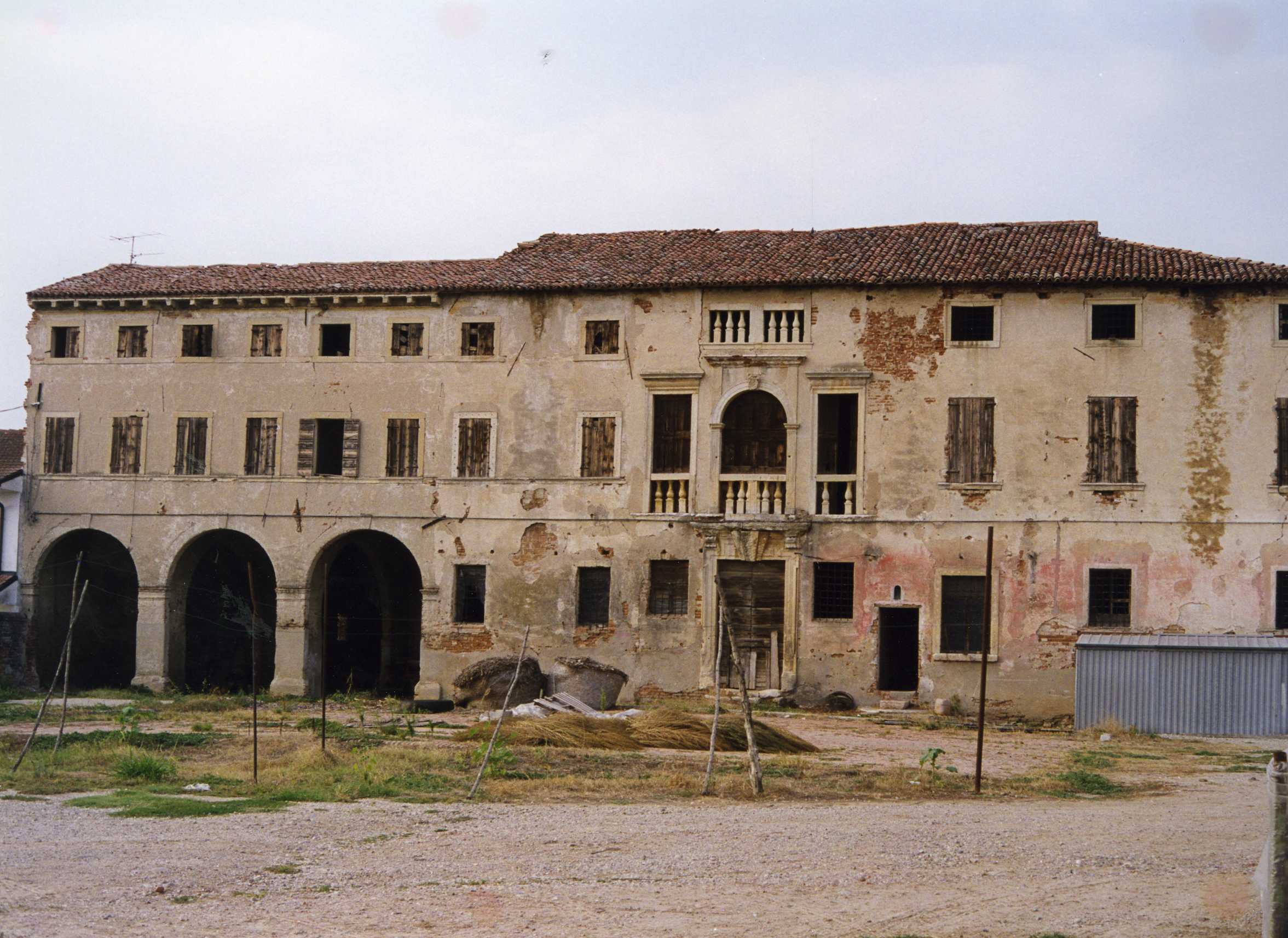 Corte Serraglio (casale, rurale) - Trevenzuolo (VR)  (XVII)