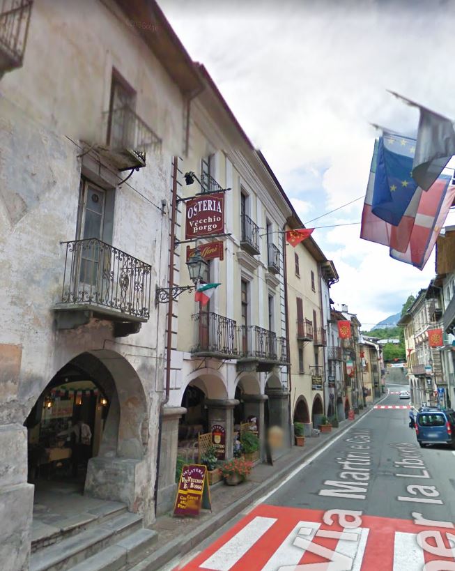 [Palazzo in Via Martiri e Caduti della Libertà, 36] (palazzo, nobiliare) - Demonte (CN)  (XIX, secondo quarto)