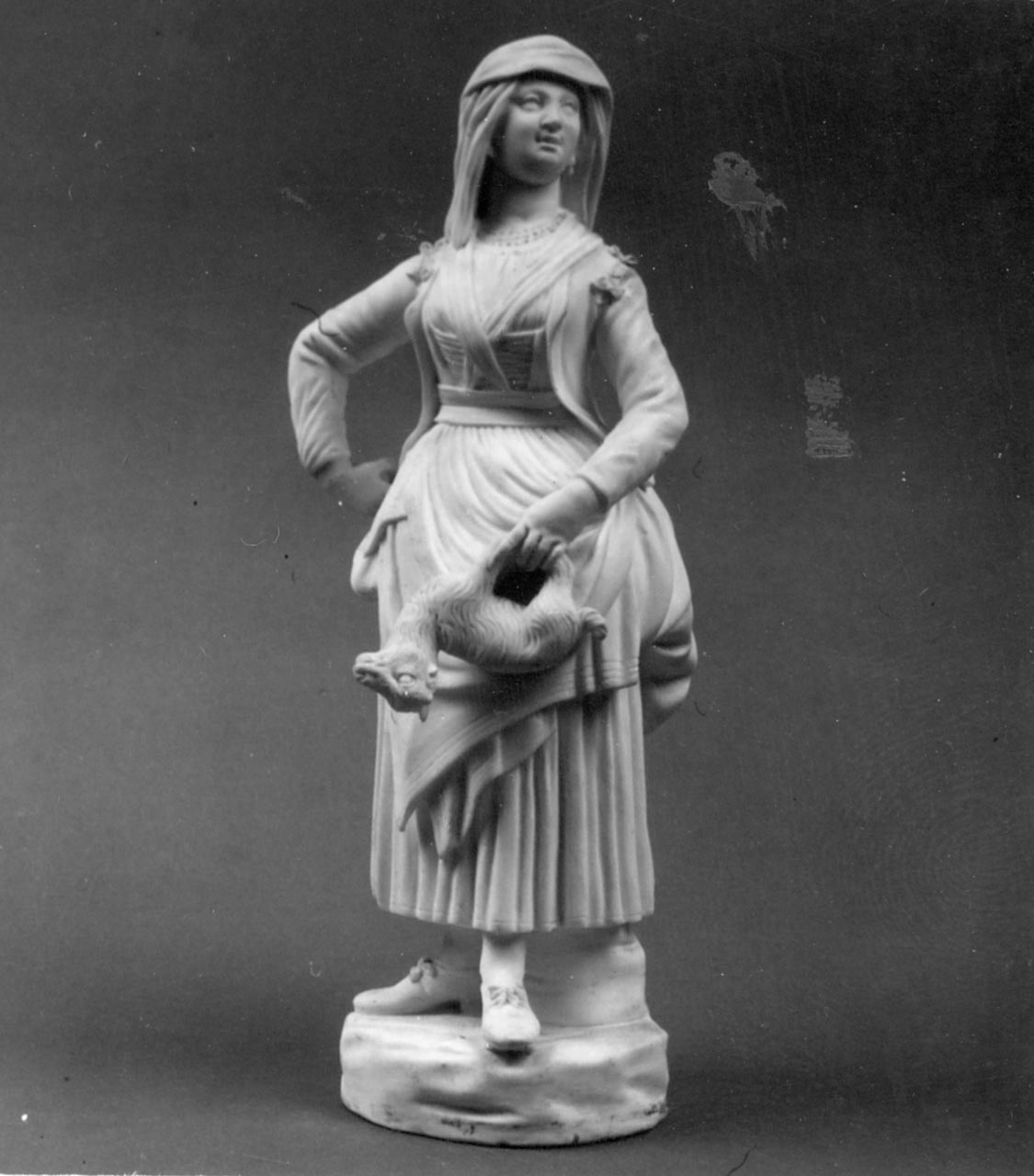 figura femminile (statuetta) di Filippo Tagliolini - manifattura Reale Fabbrica di Napoli (XVIII)