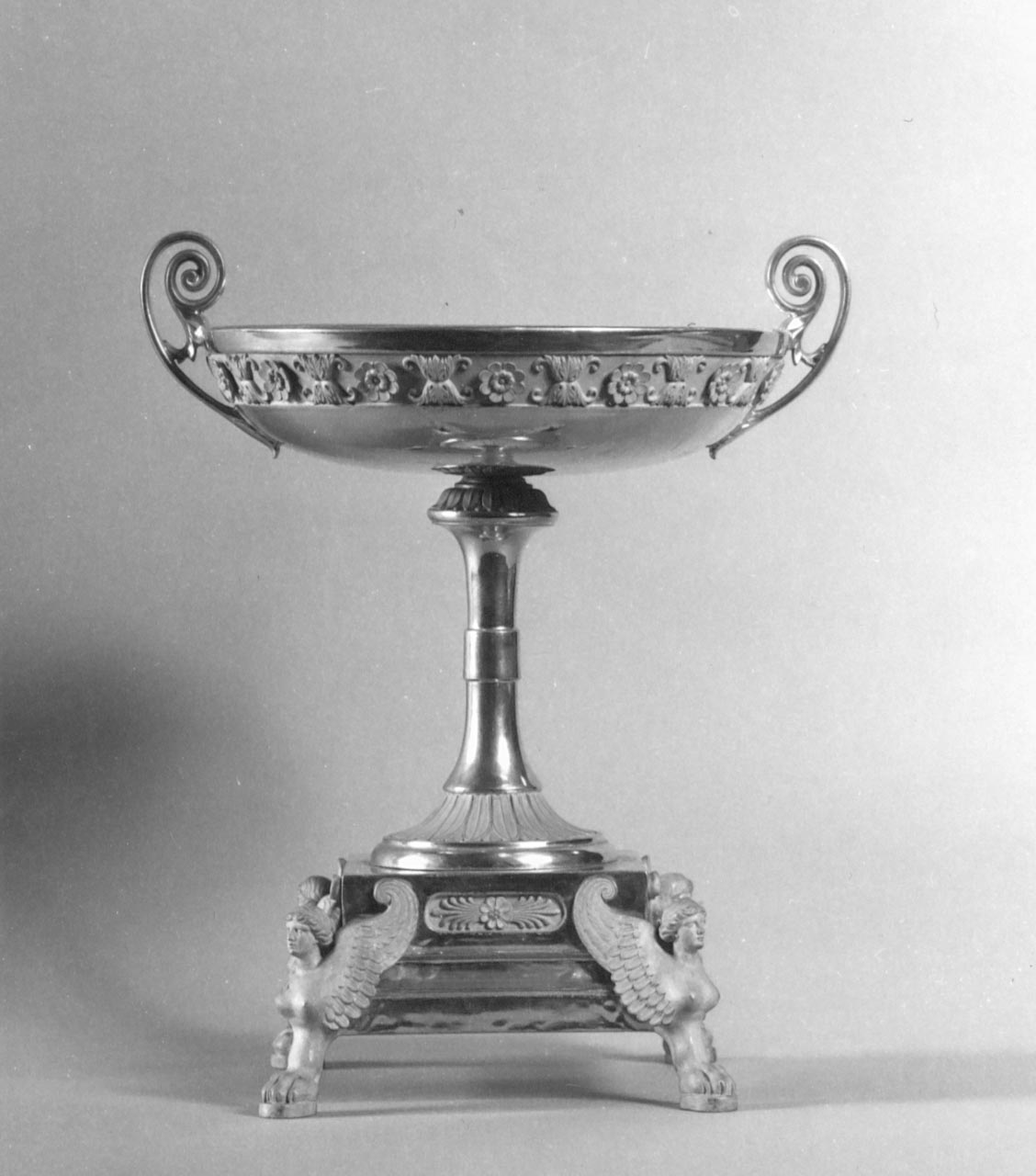 alzata, coppia - manifattura Ginori, Doccia (XIX, XIX)