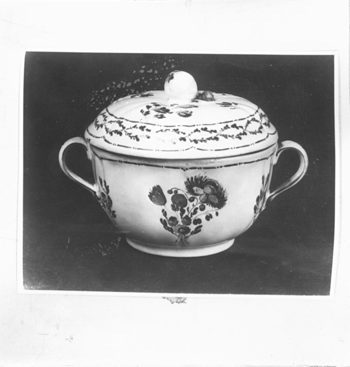 tazza da brodo - manifattura Ginori, Doccia (ultimo quarto XVIII)