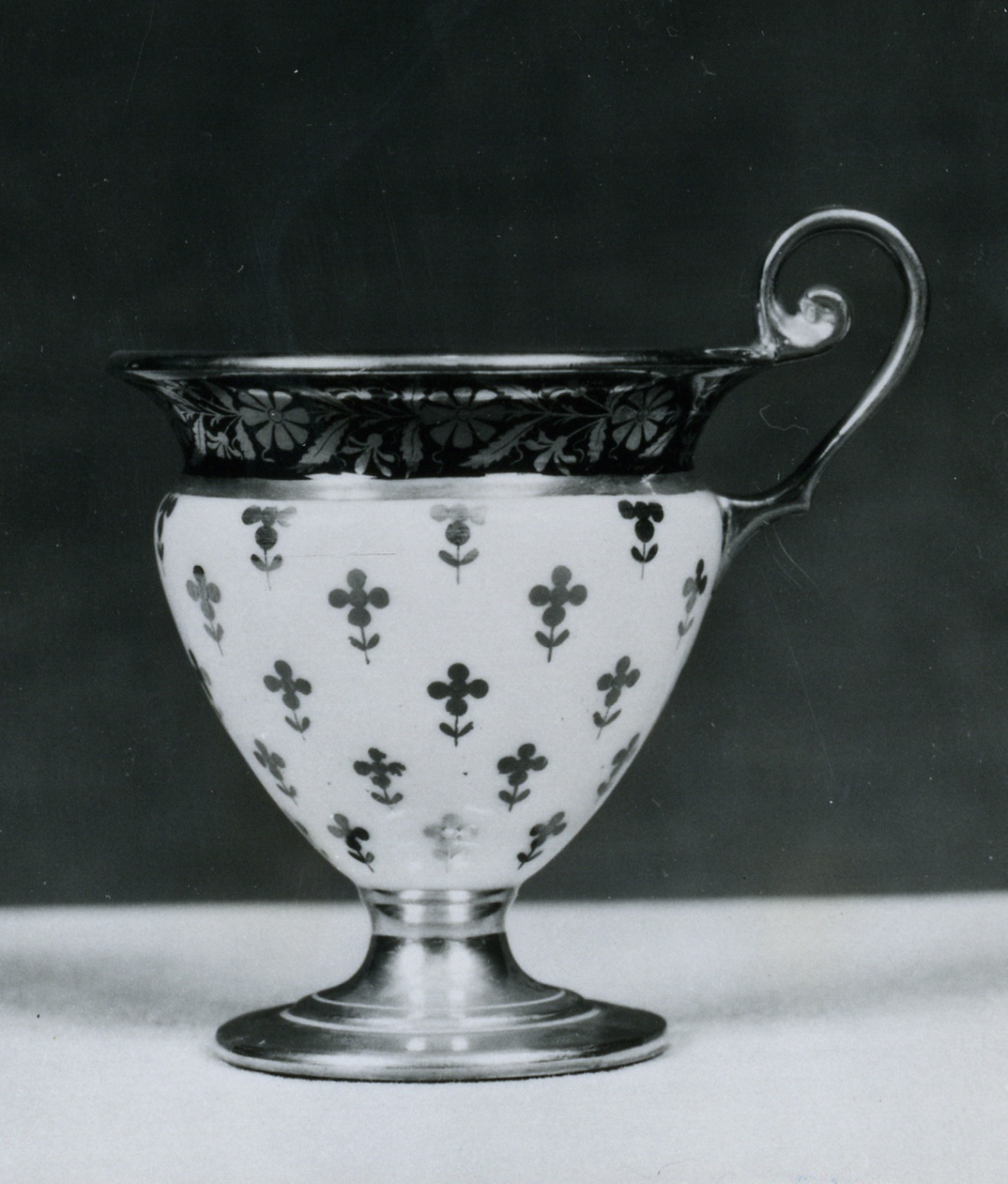 tazza, serie - manifattura di Sèvres (XIX)