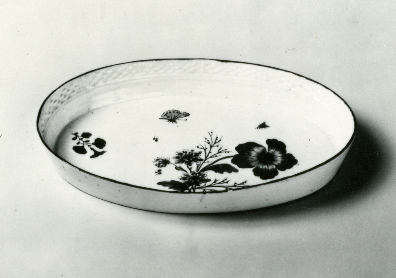 vassoio - produzione di Chantilly (XVIII)