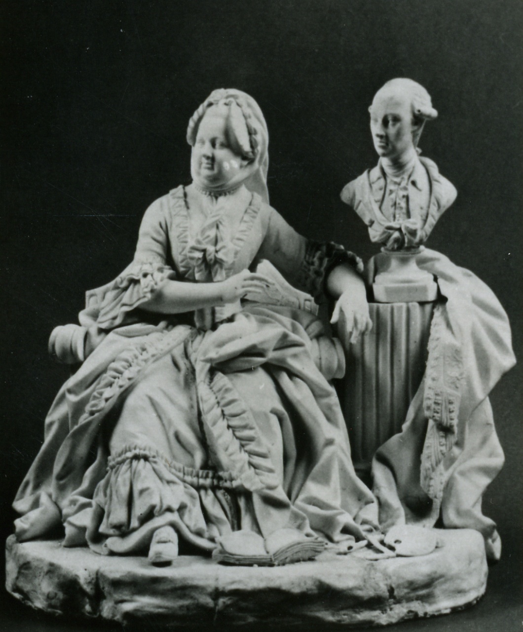 ritratto dell'imperatrice Maria Teresa d'Austria (scultura) di Filippo Tagliolini (attribuito), Anton Grassi (attribuito) - Manifattura Imperiale di porcellane, Vienna, Real Fabbrica Ferdinandea, Napoli (XVIII)