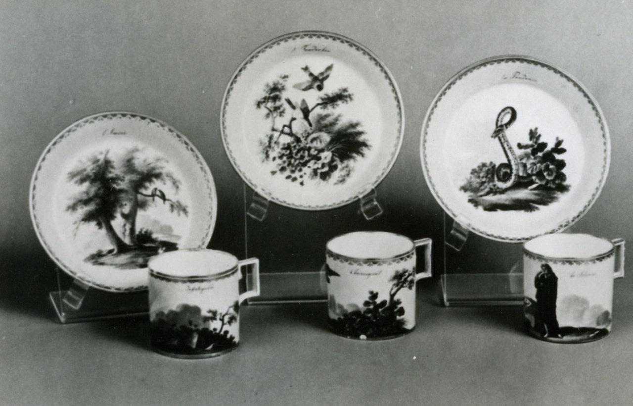 piattino, serie - Manifattura Imperiale di porcellane, Vienna (XIX)
