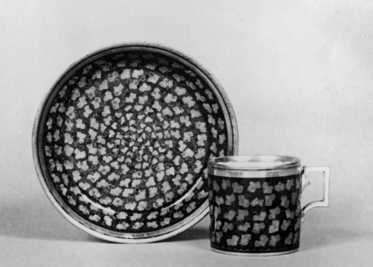 piattino - Manifattura Imperiale di porcellane, Vienna (XIX)