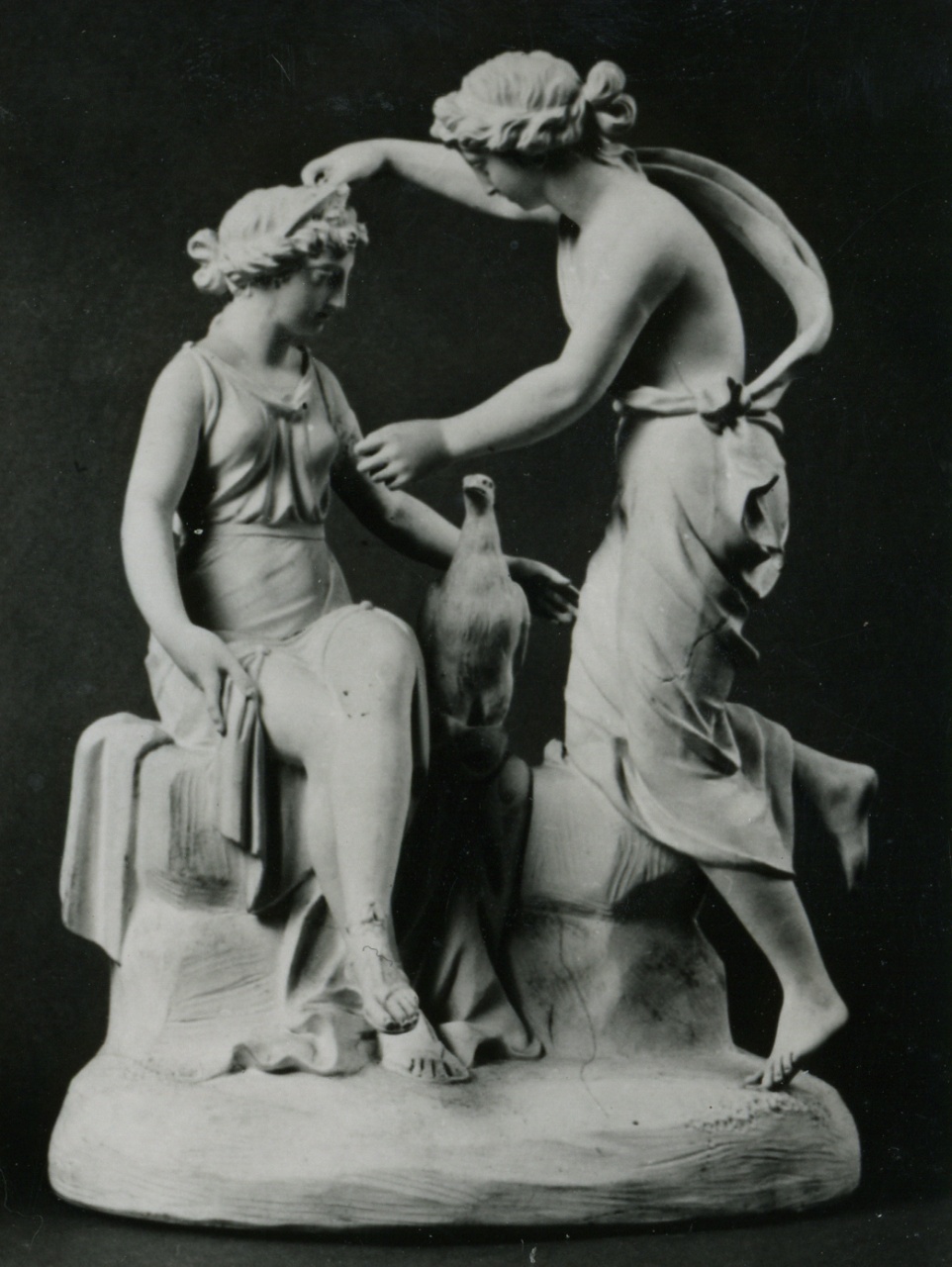 Giunone incoronata da Flora, Giunone e Flora (gruppo scultoreo) - Manifattura Imperiale di porcellane, Vienna (XVIII)