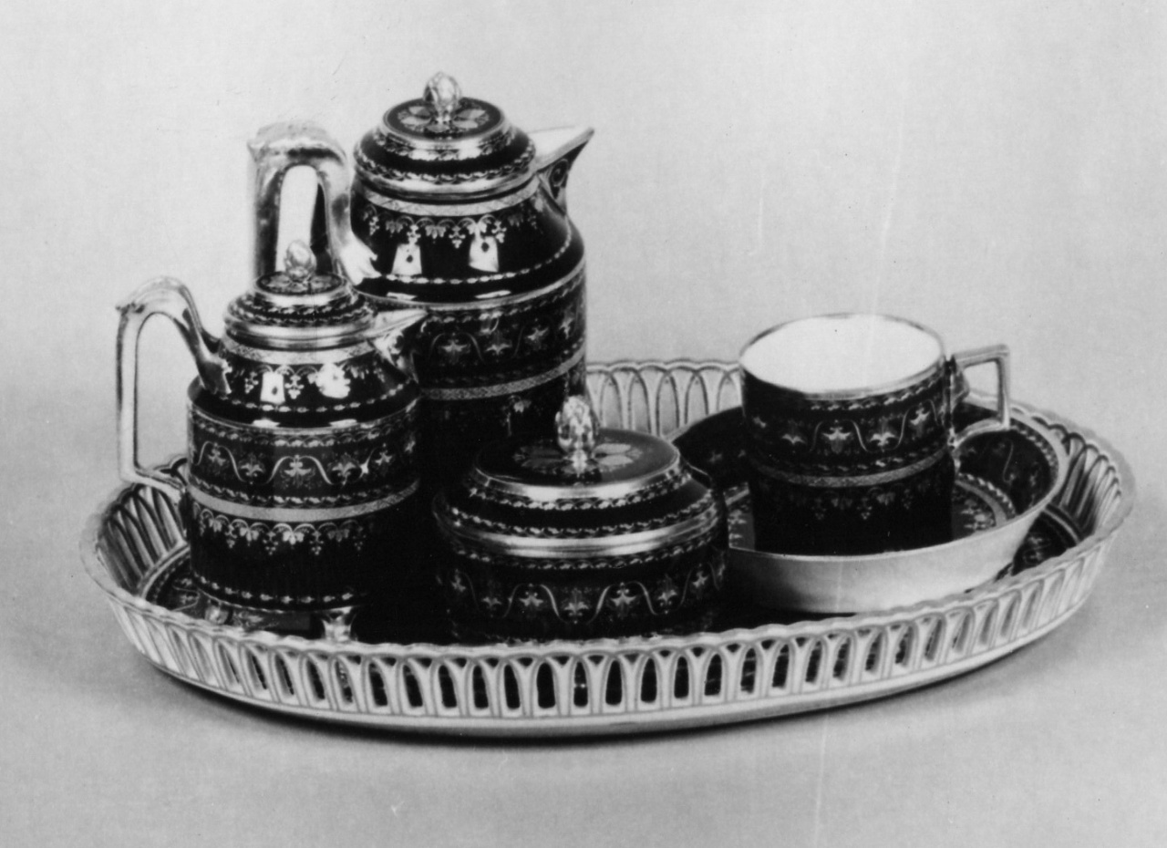 servizio da caffè, elemento d'insieme - manifattura viennese (XIX)