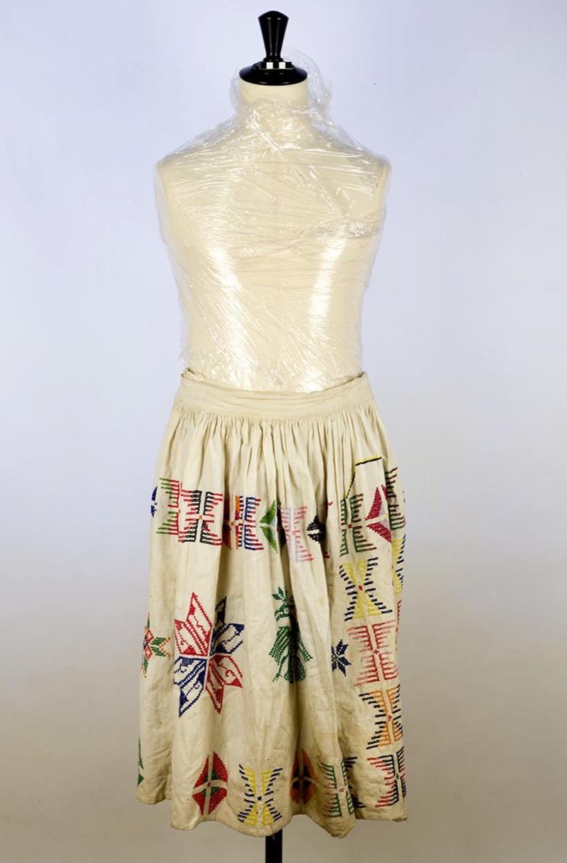 Gonna, ABBIGLIAMENTO E ORNAMENTI DEL CORPO/ VESTIMENTI - Huichol