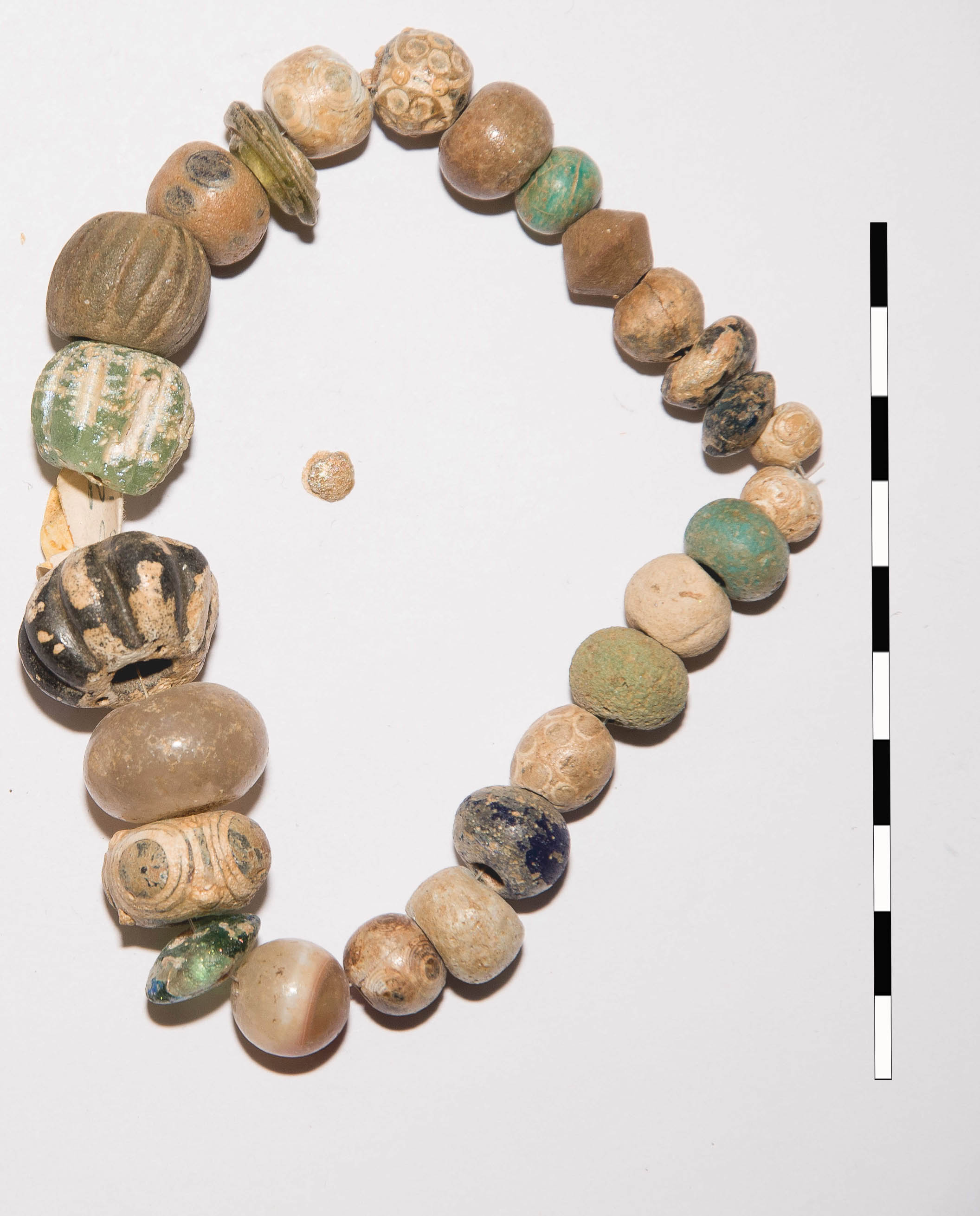 collana (Eta' antica)