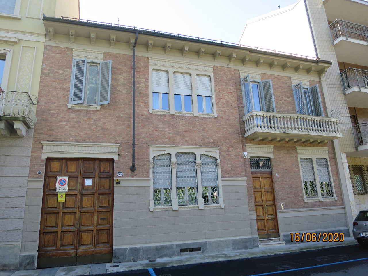 [Casa privata in via Moncalvo, 54] (casa) - Torino (TO) 