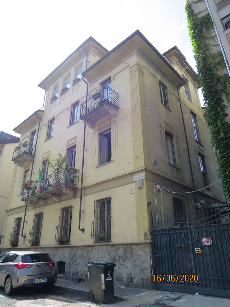 [Casa privata in via Lanfranchi, 24] (casa) - Torino (TO) 
