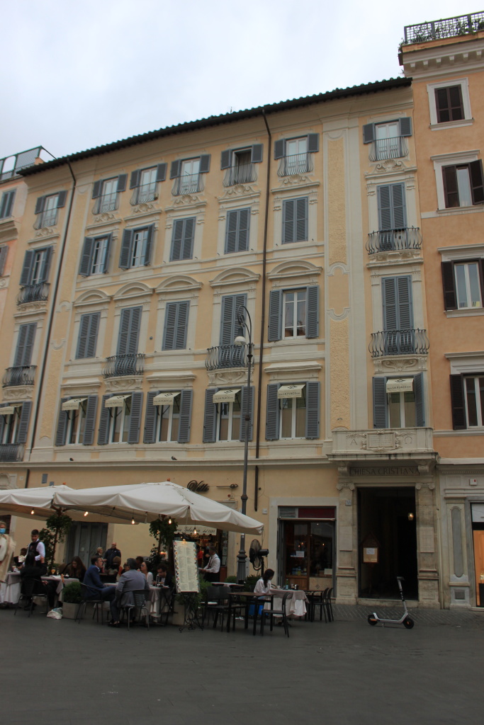 [Palazzo in Piazza S. Lorenzo in Lucina, 31] (palazzo) - Roma (RM)  (XVIII)