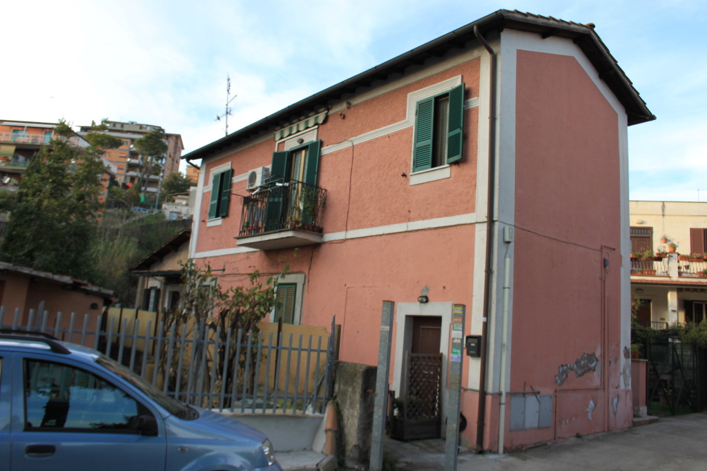 [Casale in Via sei Martiri Portuensi, 7] (casale, rurale) - Roma (RM)  (XX (?))
