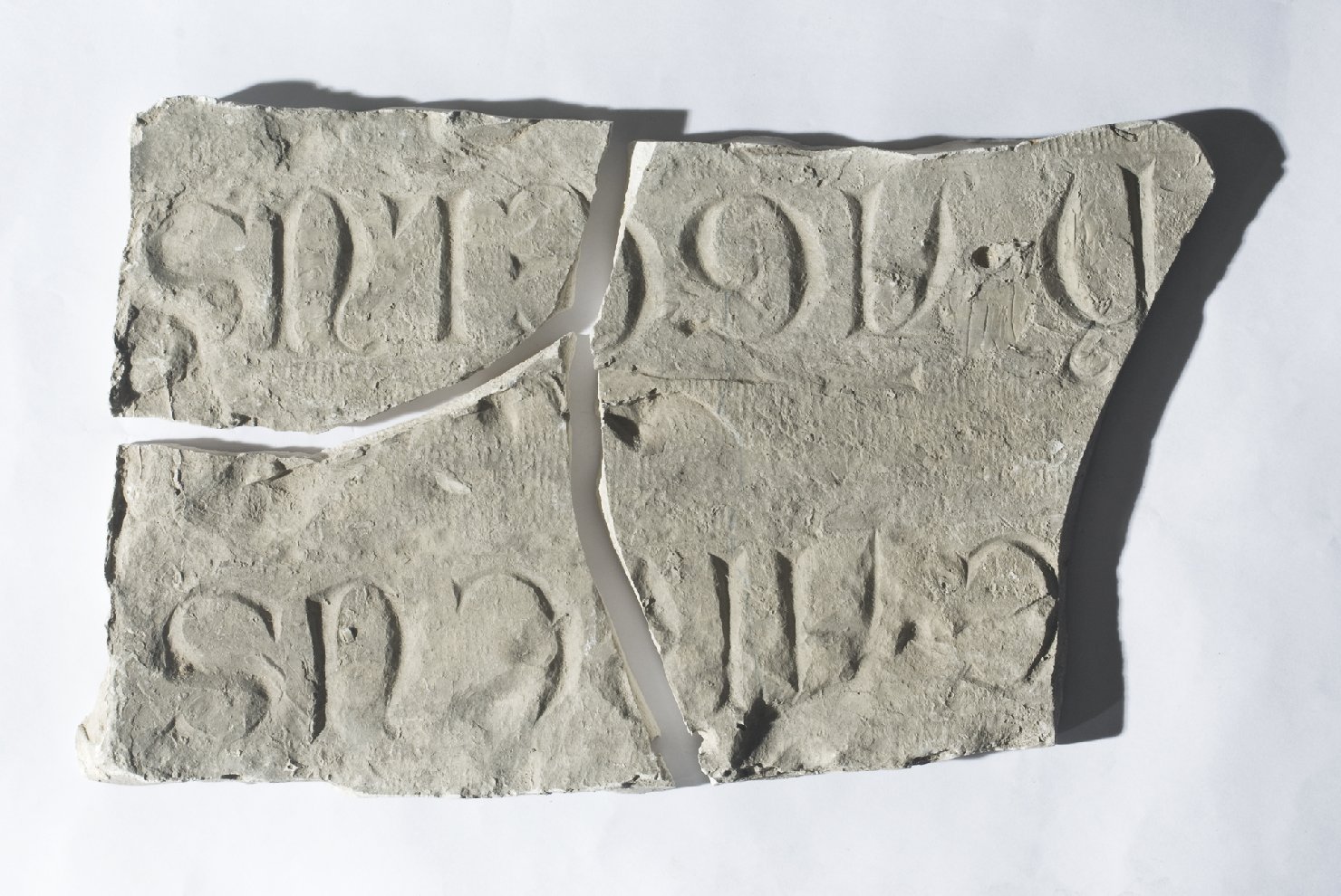 iscrizione (calco, frammento) - bottega umbra (secc. XIX/ XX)