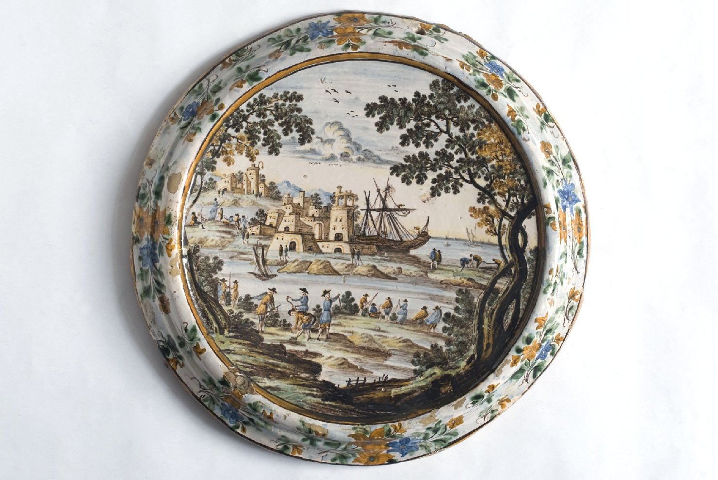 paesaggio con figure (formella, elemento d'insieme) di Grue, Niccolò Tommaso di Giovanni (attribuito) (seconda metà sec. XVIII)