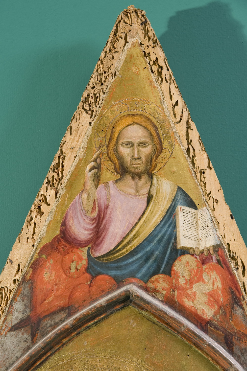 Cristo benedicente (scomparto di polittico, elemento d'insieme) di pittore fabrianese del terzo quarto del secolo XIV (terzo quarto sec. XIV)