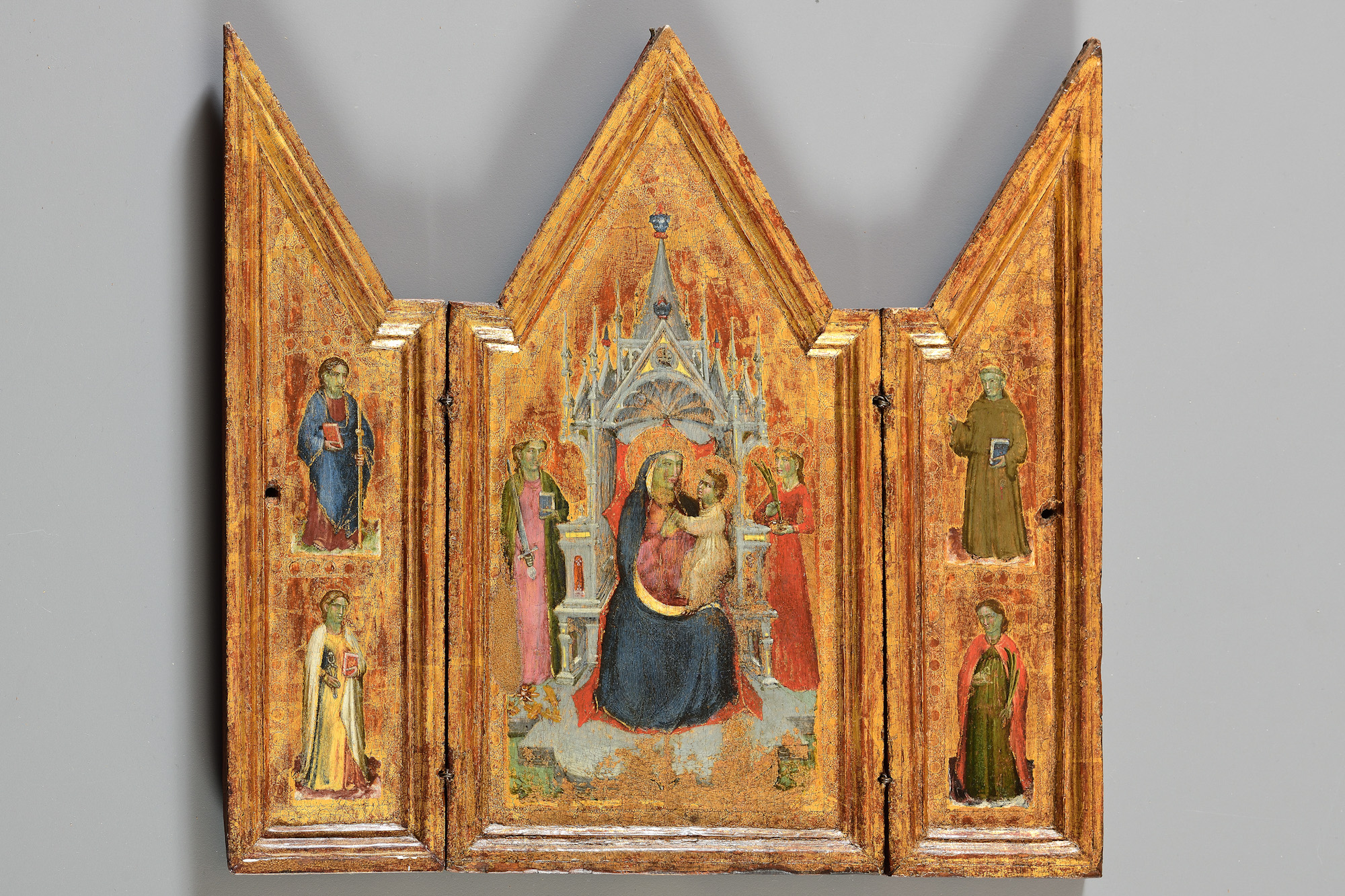 Madonna con Bambino, S. Caterina d'Alessandria, S. Lucia; Sant'Agnese; San Francesco d'Assisi; Sant'Apollonia; San Giacomo (trittico portatile, insieme) di Maestro dei trittici neogiotteschi perugini (attribuito) (fine sec. XIV)