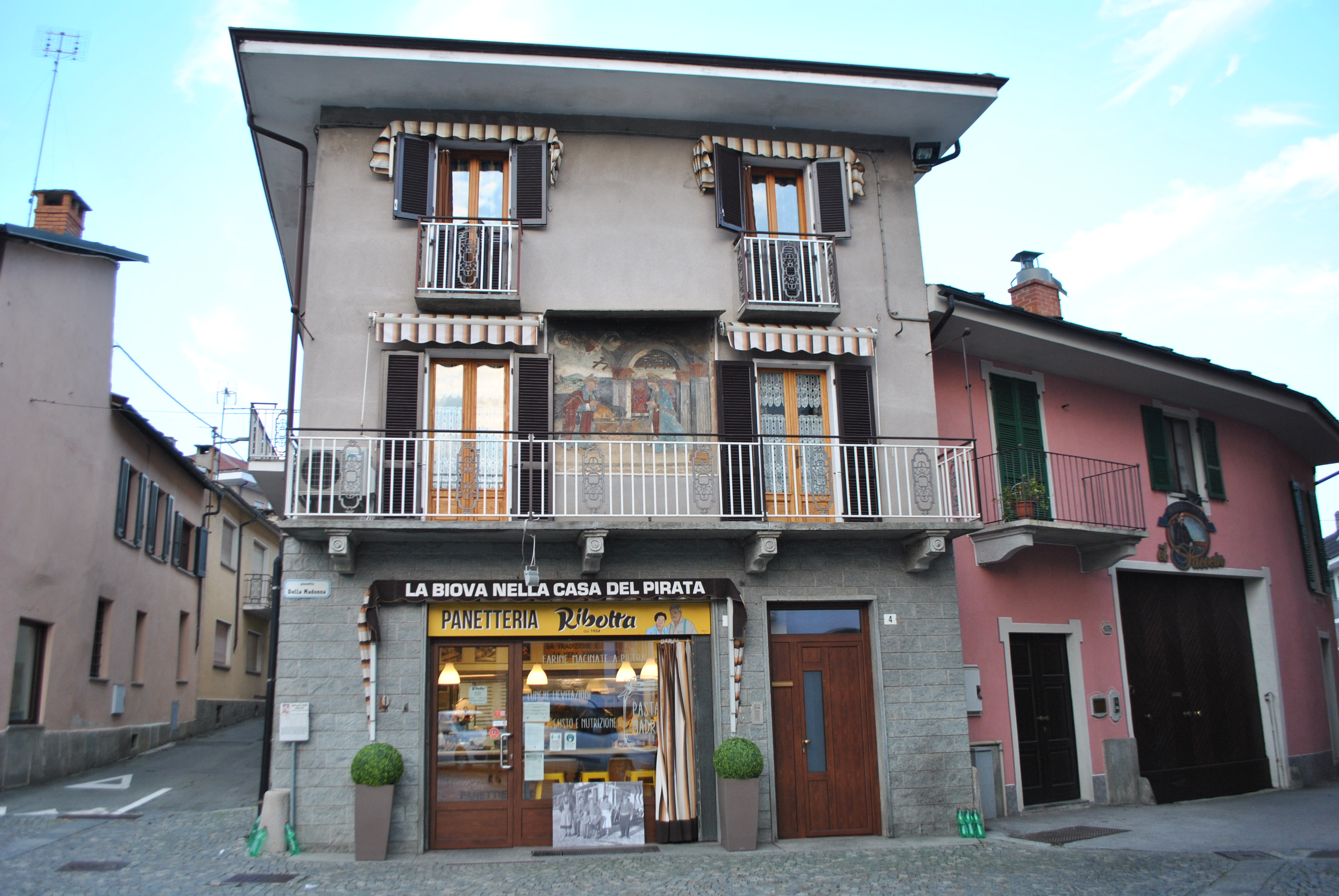 Casa Demaria (palazzina) - Barge (CN)  (XV, fine)