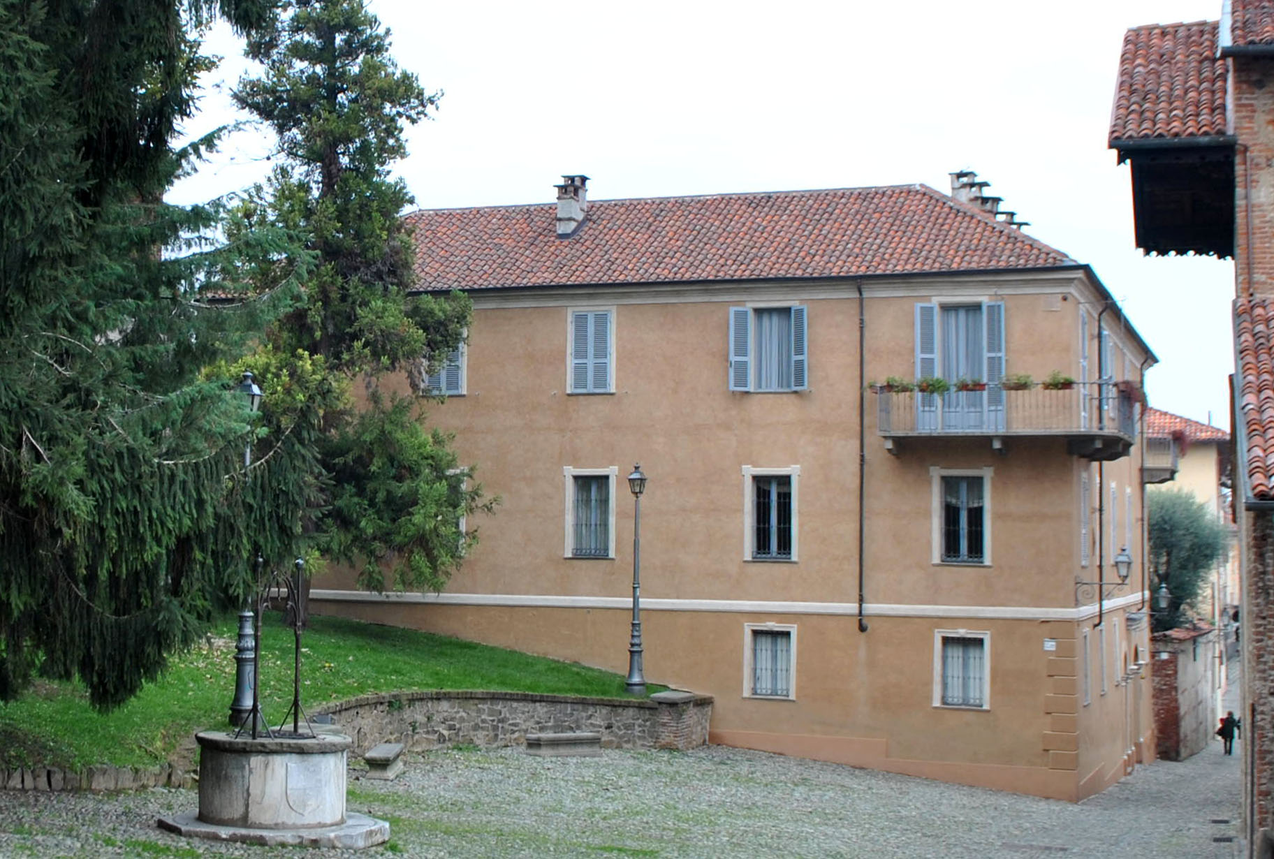 casa (palazzo, privato) - Saluzzo (CN)  (XIII)