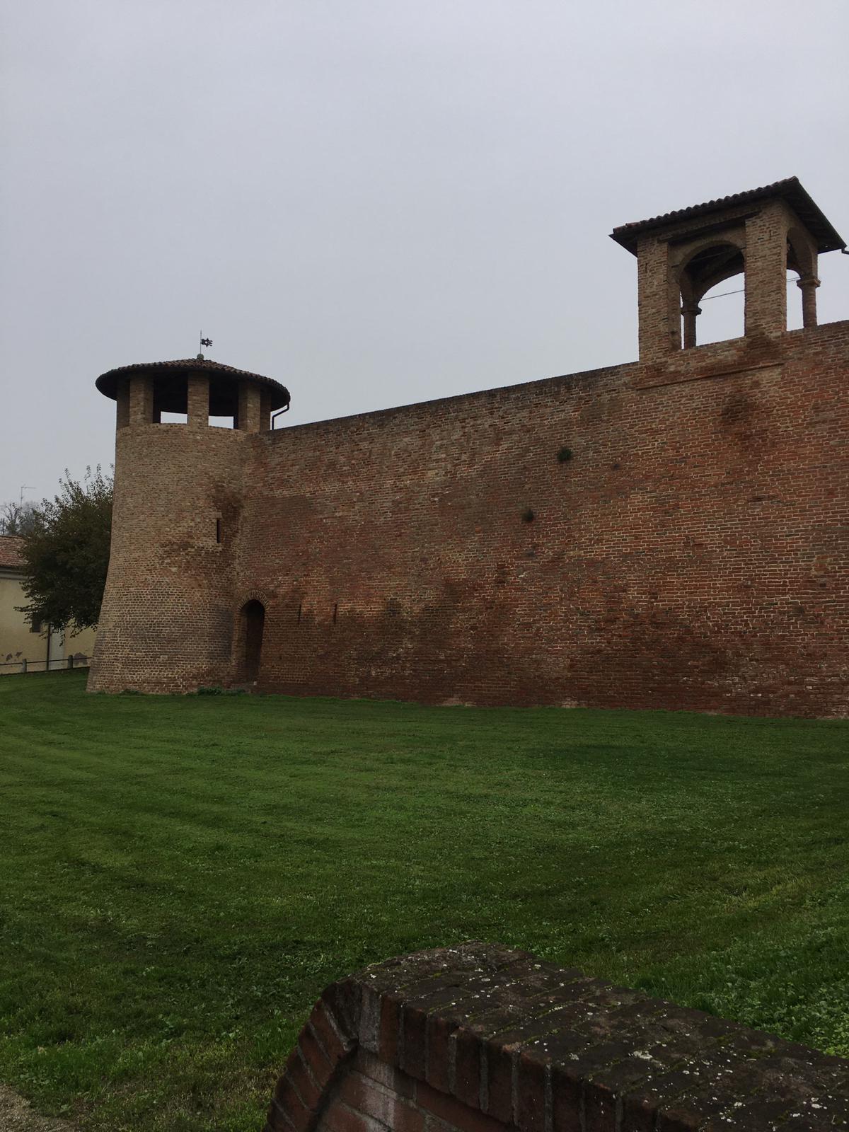 mura di cinta e torre (mura, urbiche) - Pomaro Monferrato (AL)  (XIII)
