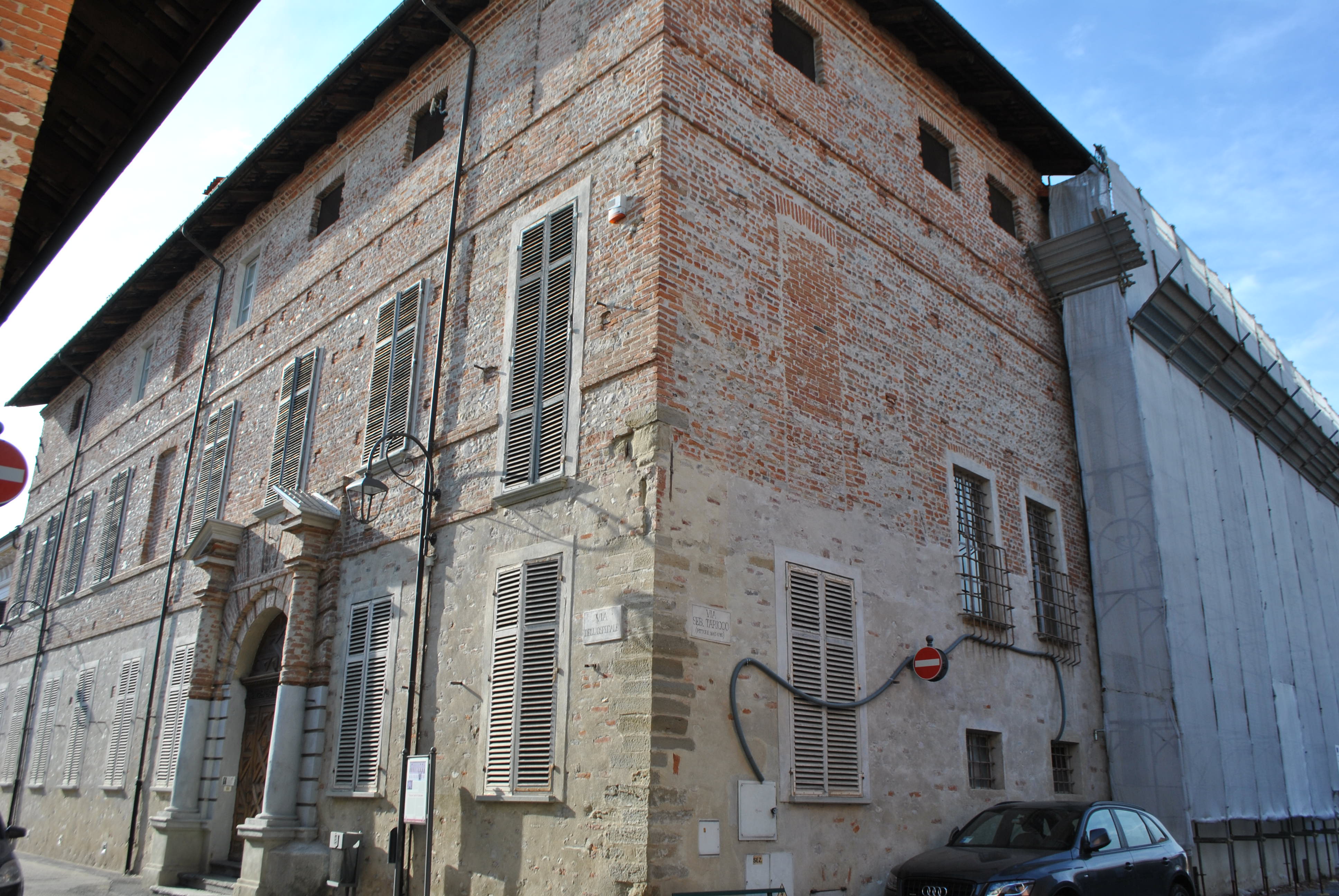 Palazzo Gotti di Salerano (palazzo) - Cherasco (CN)  (XVII)