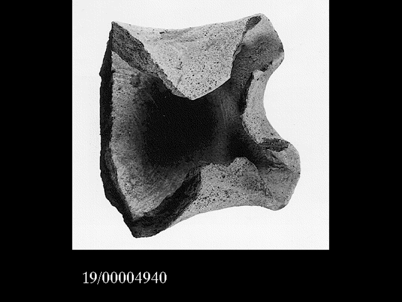 lucerna bilicne (SECOLI/ III a.C)