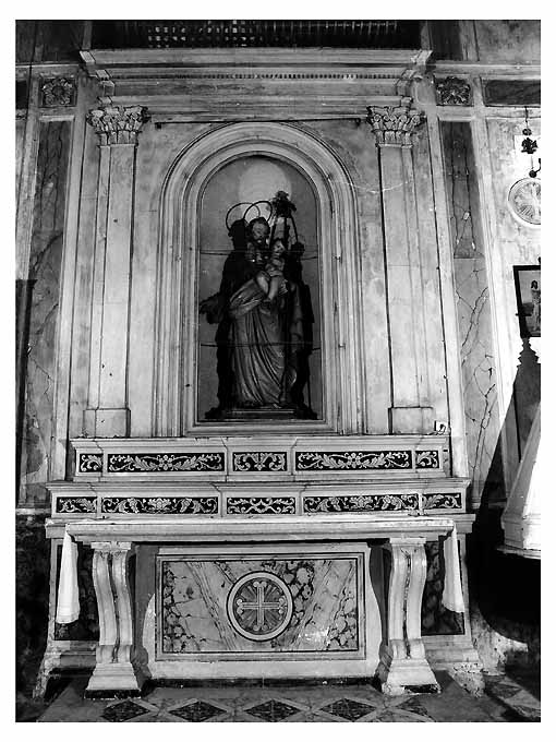 altare - ambito bitontino (sec. XX)