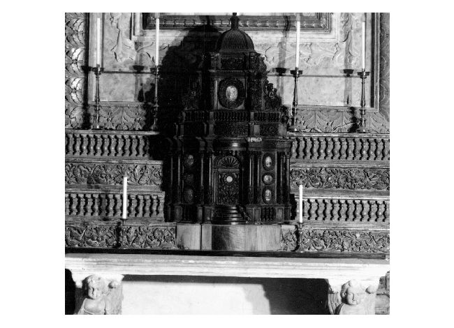 mensa d'altare - ambito pugliese (sec. XVII)