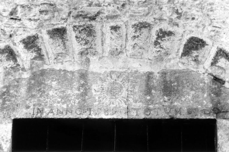 architrave - produzione pugliese (sec. XVI)