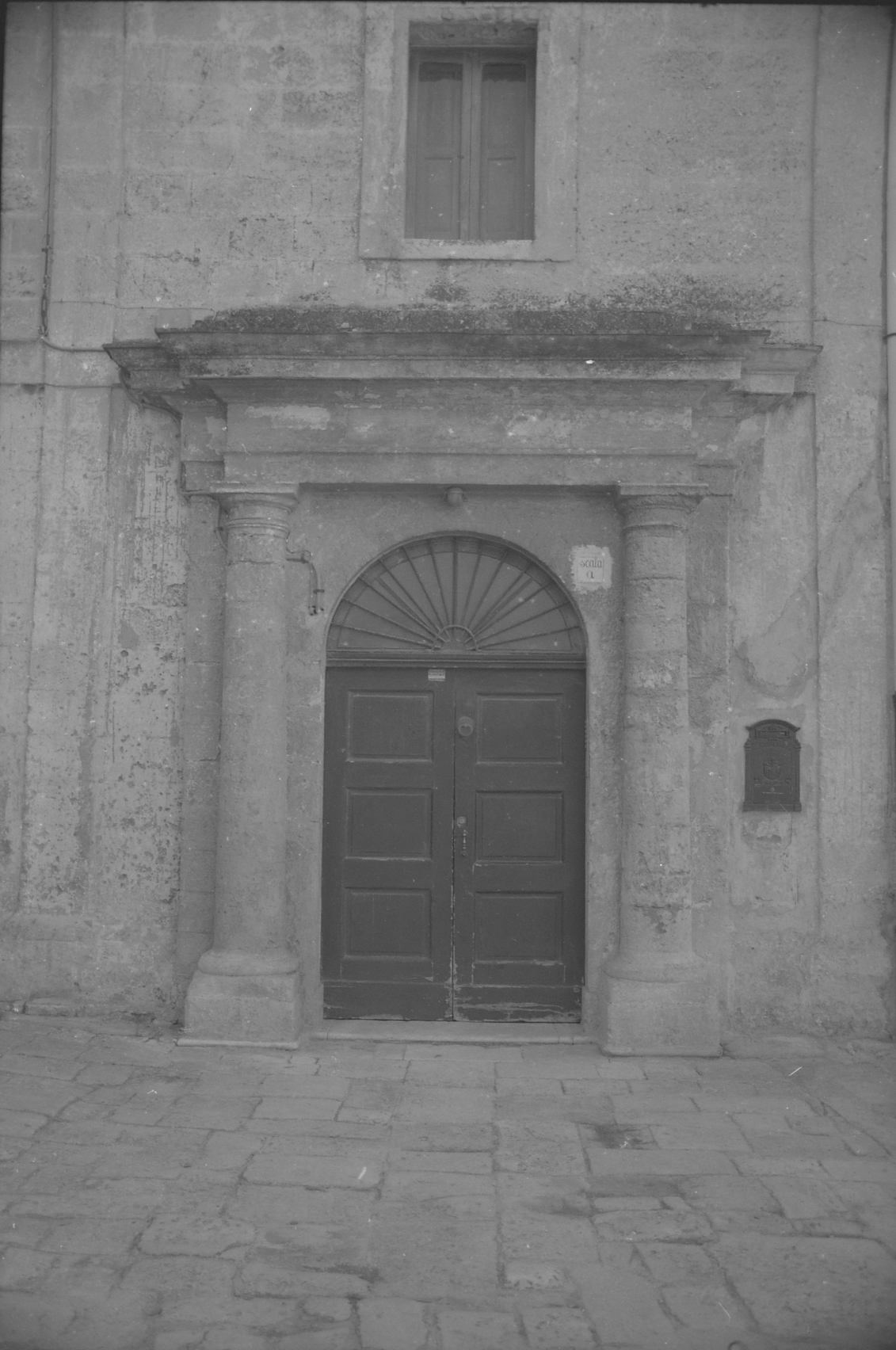 lapide - produzione pugliese (sec. XVIII)
