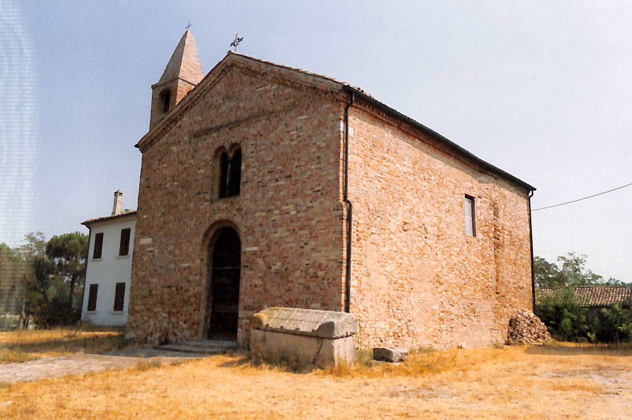 Chiesa di S. Basilio (chiesa) - Ariano nel Polesine (RO) 