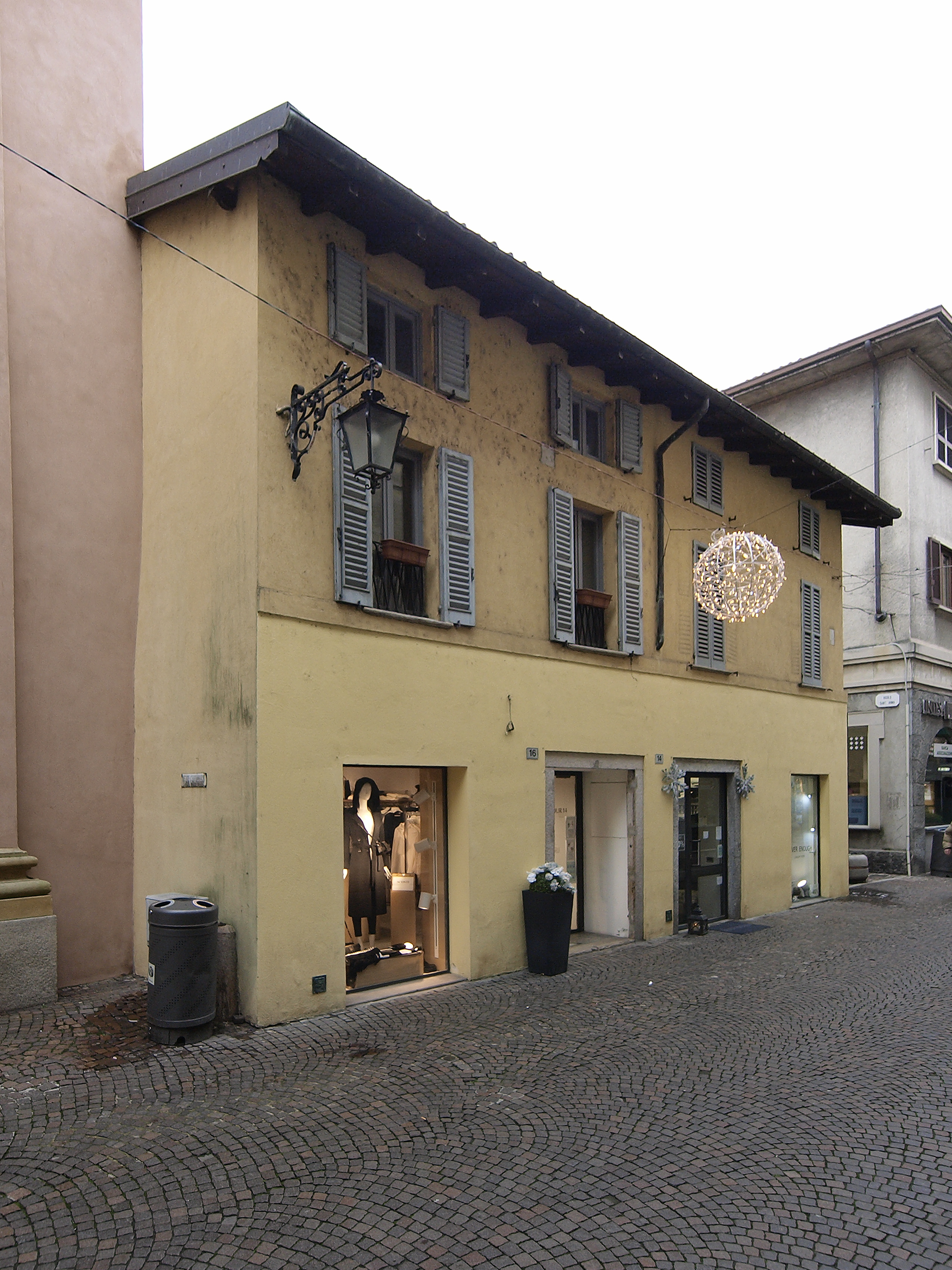 [casa in vicolo S. Anna, 10] (casa) - ARONA (NO)  (XIX)