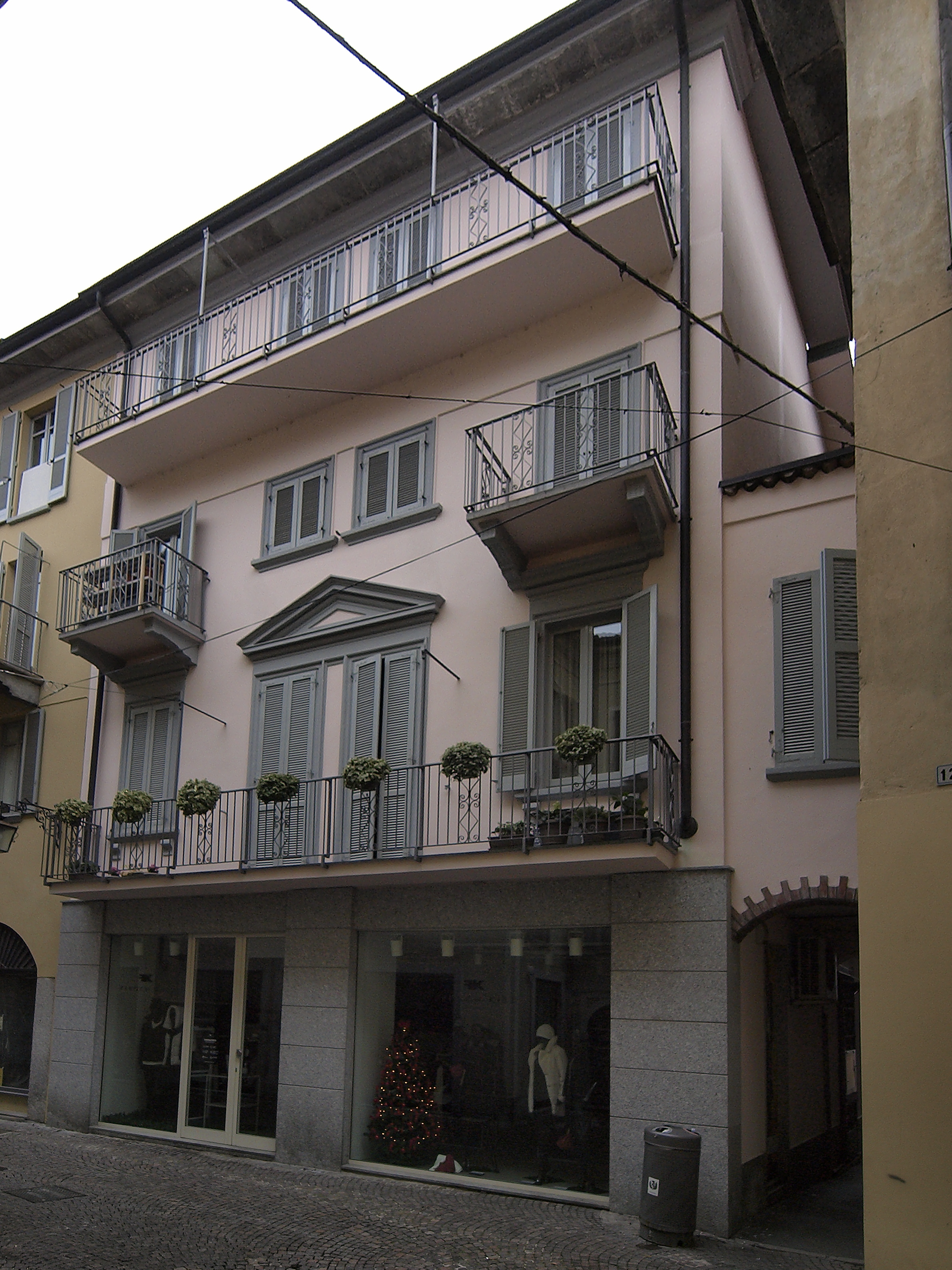 [casa in vicolo Turri, 4] (casa) - ARONA (NO)  (XIX, prima metà)