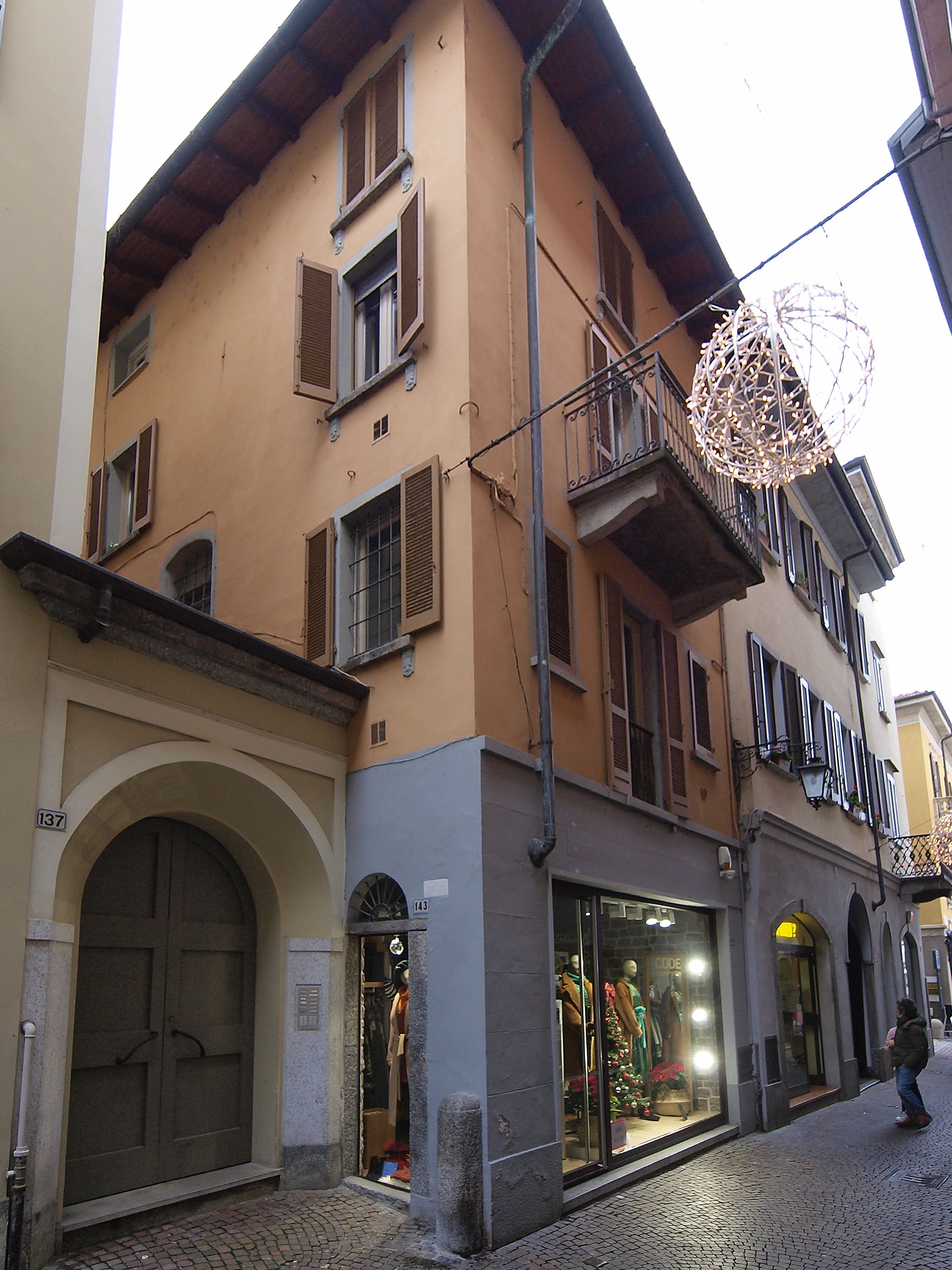 [casa in via Cavour, 143] (casa) - ARONA (NO)  (XVIII, fine)