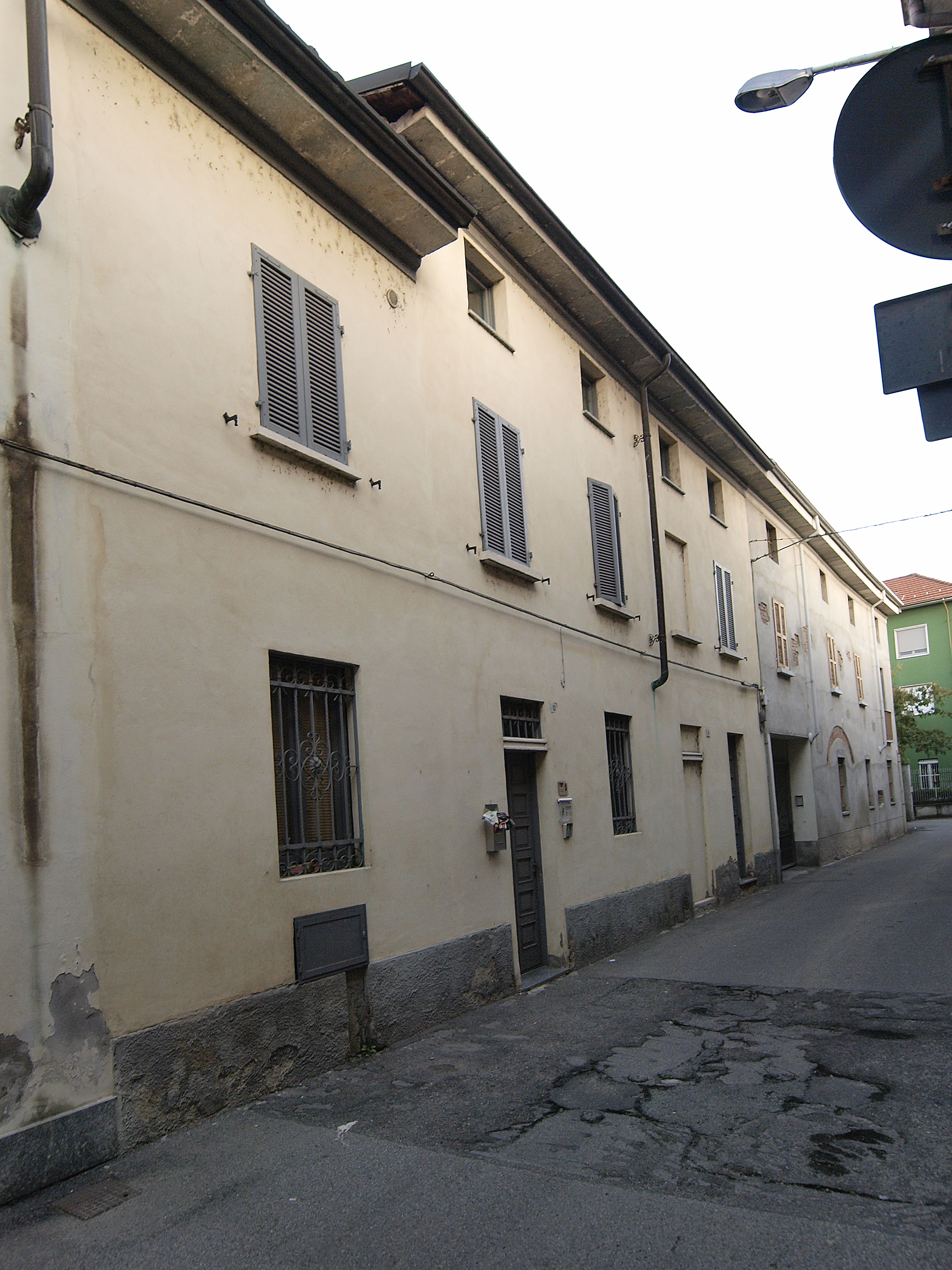 [Casa in Via Tornielli, 8] (casa) - CERANO (NO)  (XVIII, primo quarto)